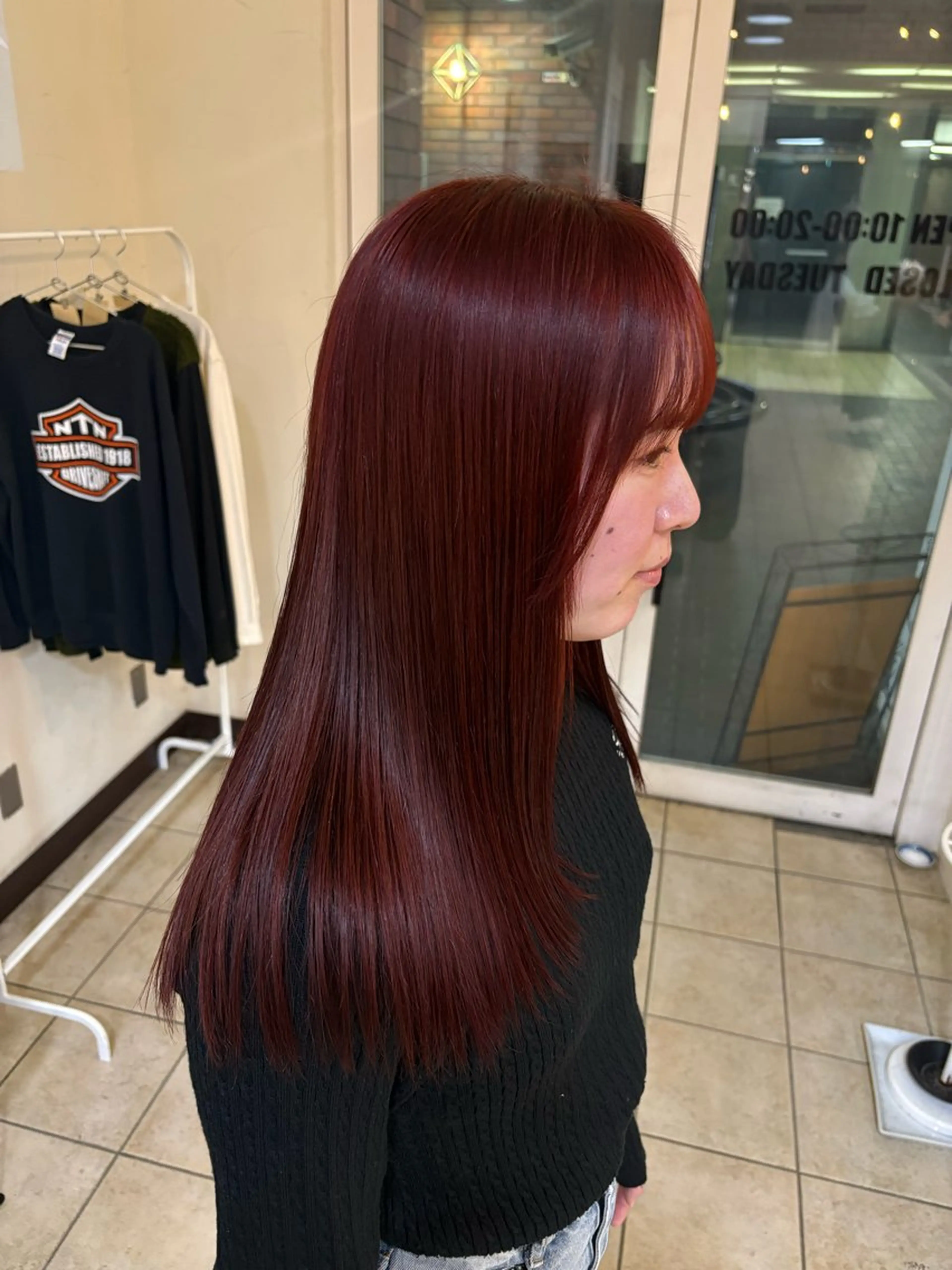 セミロング カラー ブリーチ ブリーチなしカラー ヘアカラー トリートメント スズキ ユウナのヘアスタイル