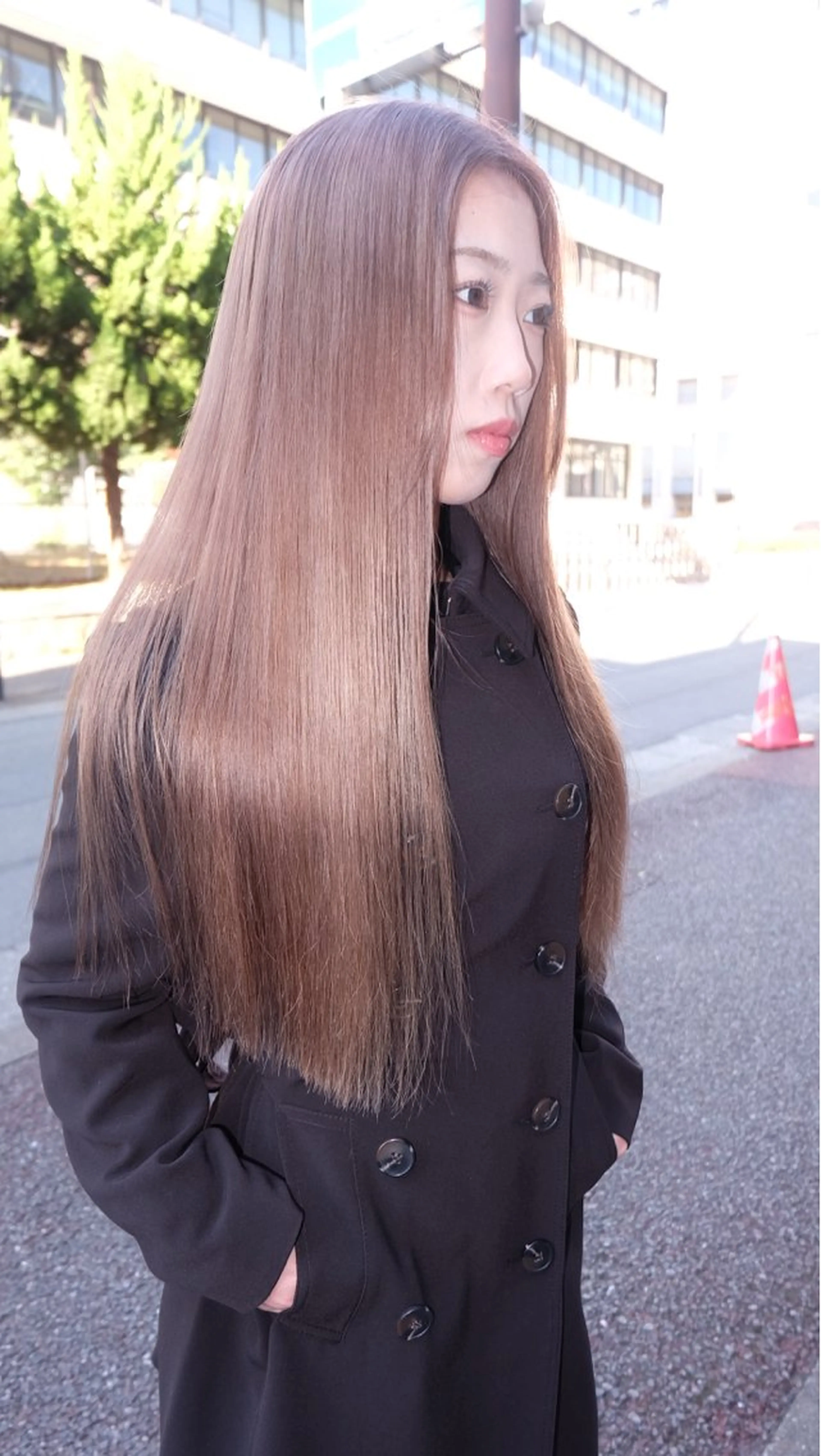 ダブルカラー＋毛先&顔周りカット(ケアブリーチ込み)+mirubon treatment付きの写真