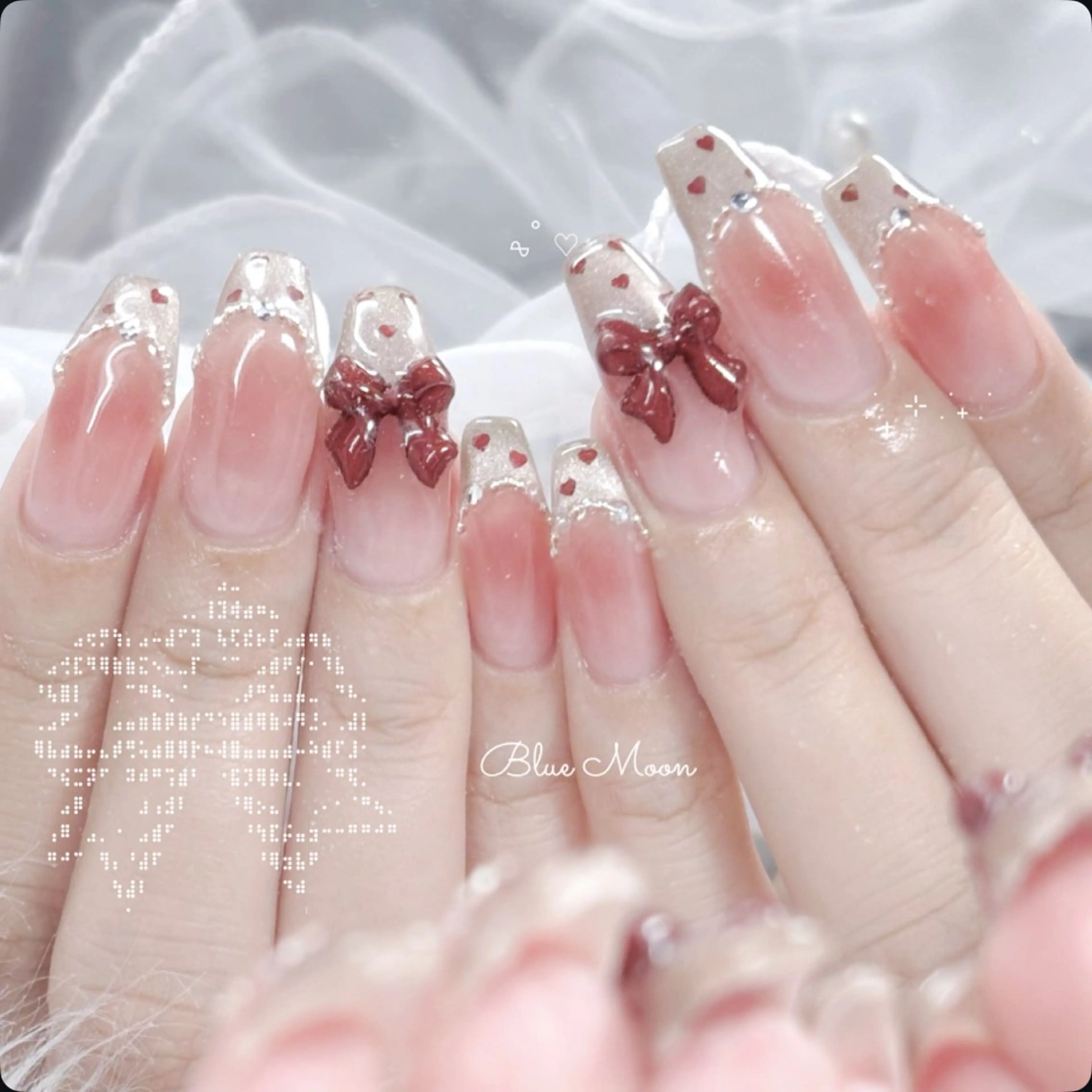 ネイル リボン ハンドネイル フットネイル ハンドケア nail salon Blue Moonのネイルデザイン