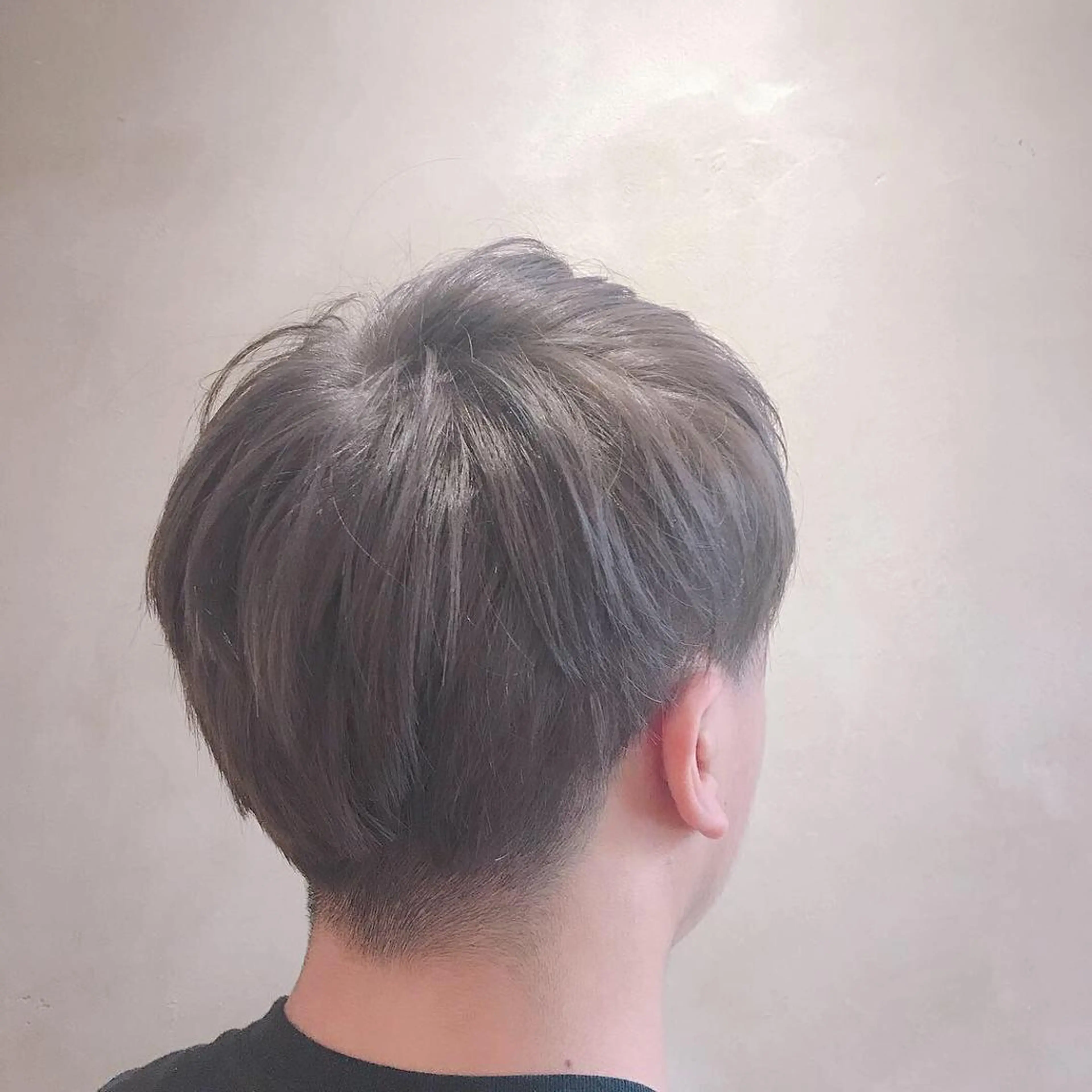 【メンズ限定】カット+ブリーチ+全体カラーの写真