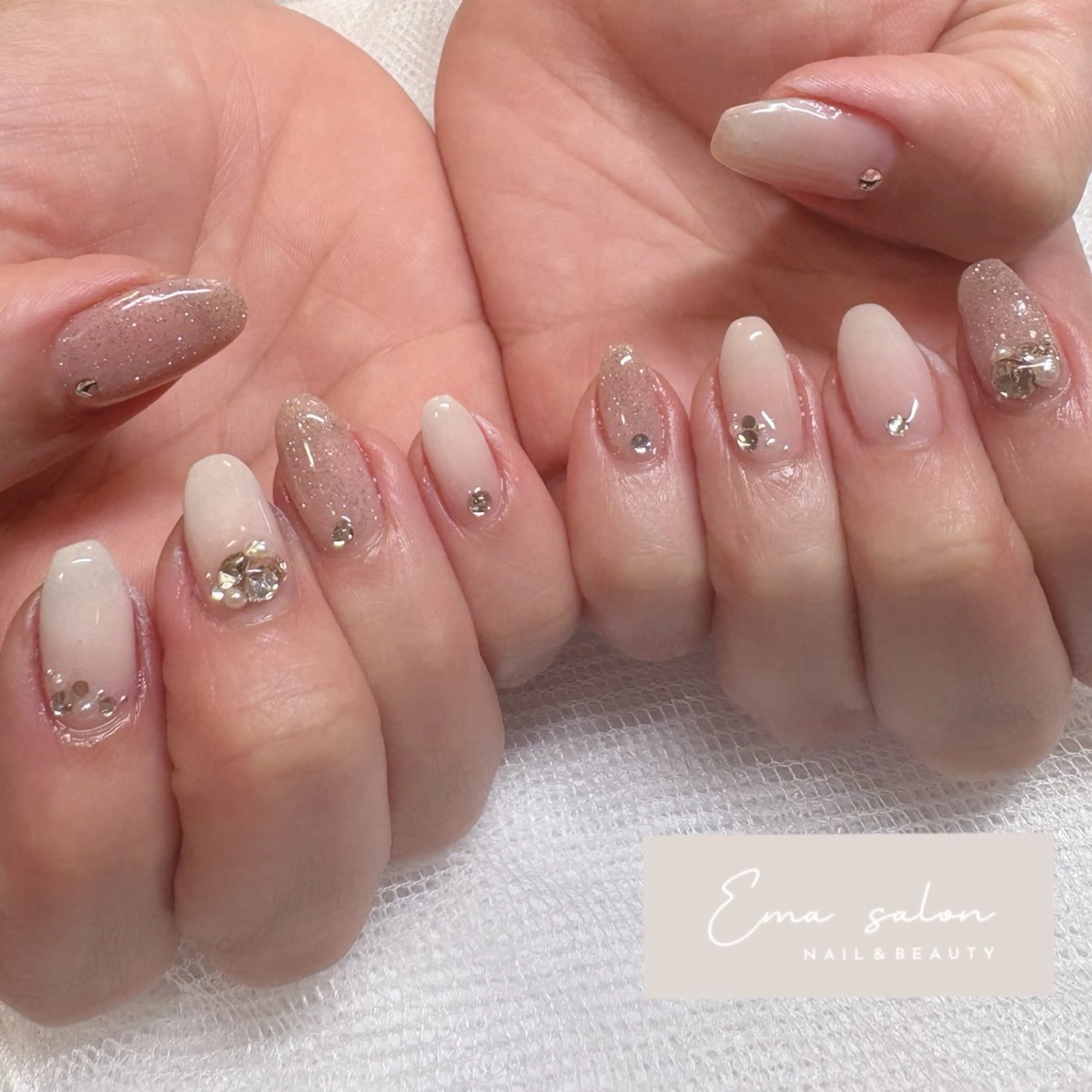 ネイル Ema salon satomiのネイルデザイン