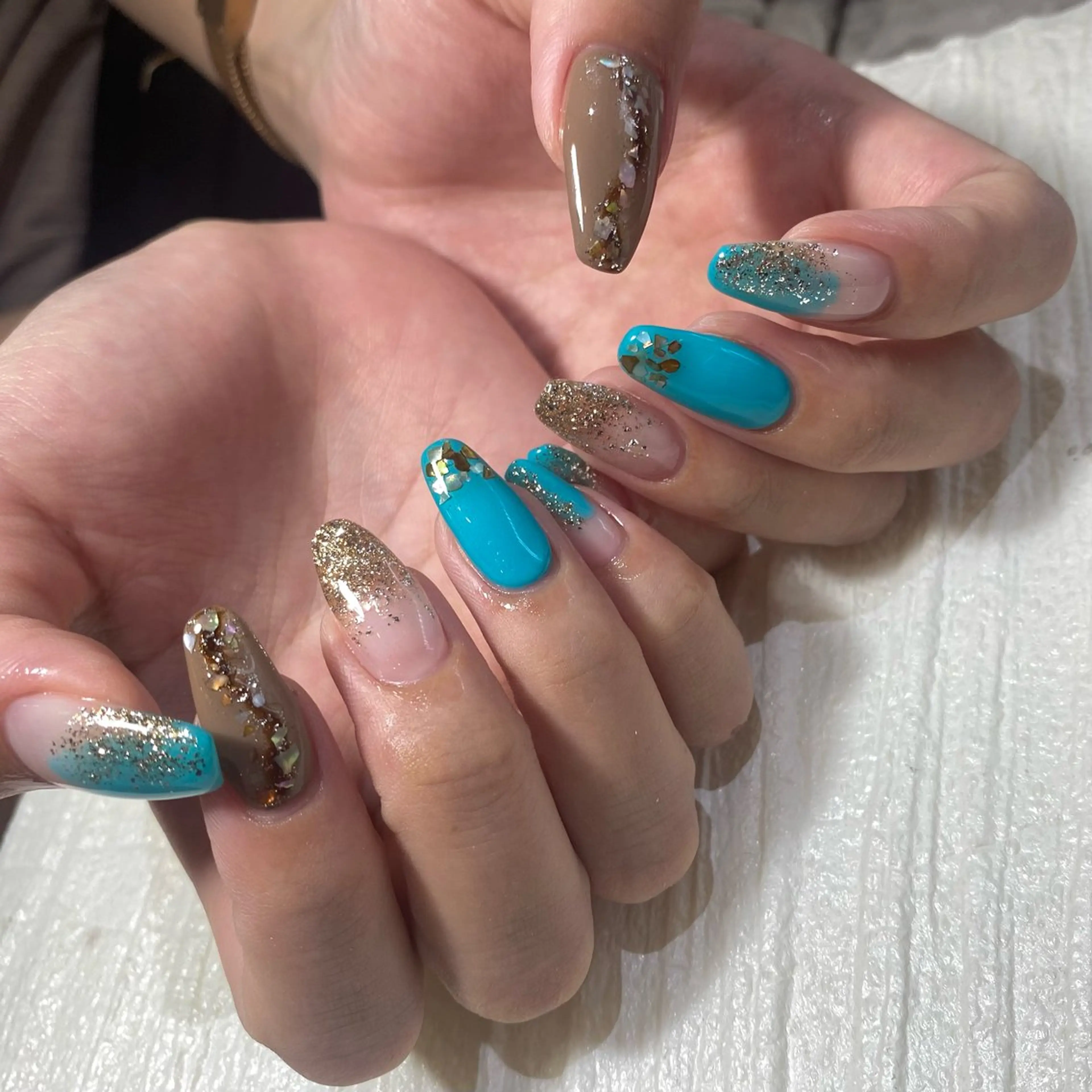 ネイル ハンドネイル FULL MOONのネイルデザイン