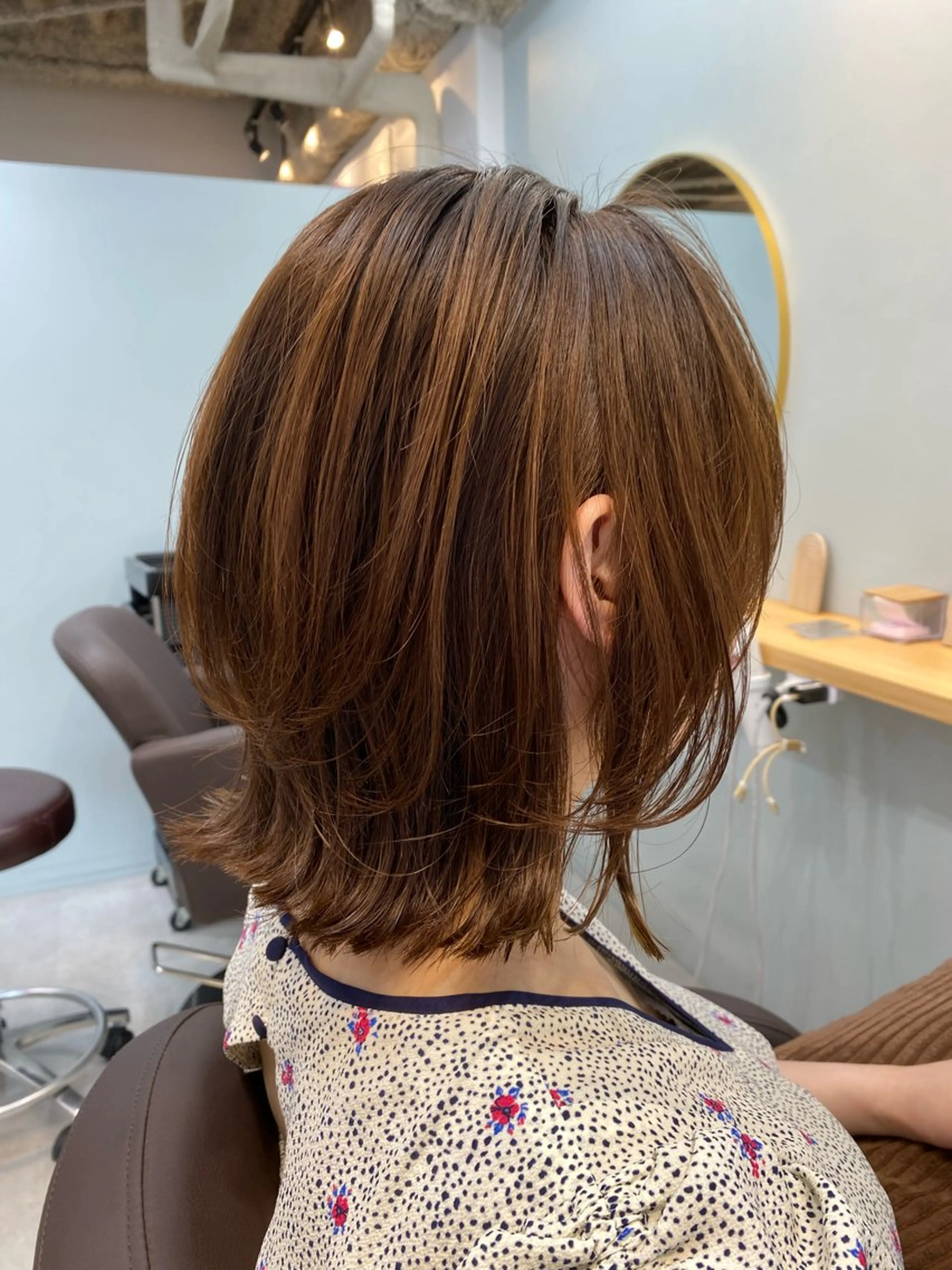 ミディアム ボブレイヤー ボブ レイヤーカット カット ヘアカラー トリートメント a-o岡野　こやま しんぺいのヘアスタイル