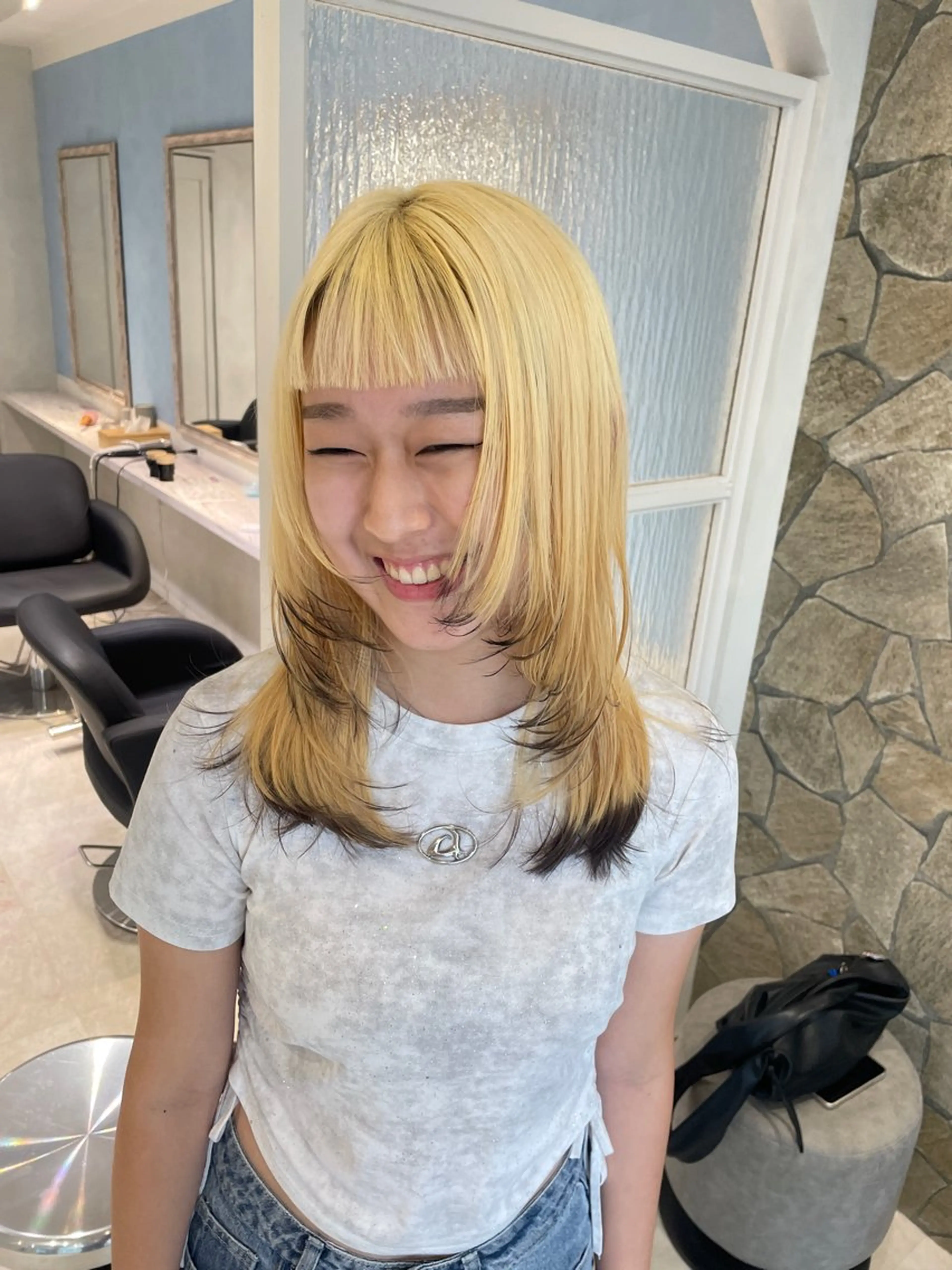 カット+ブリーチダブルカラーの写真