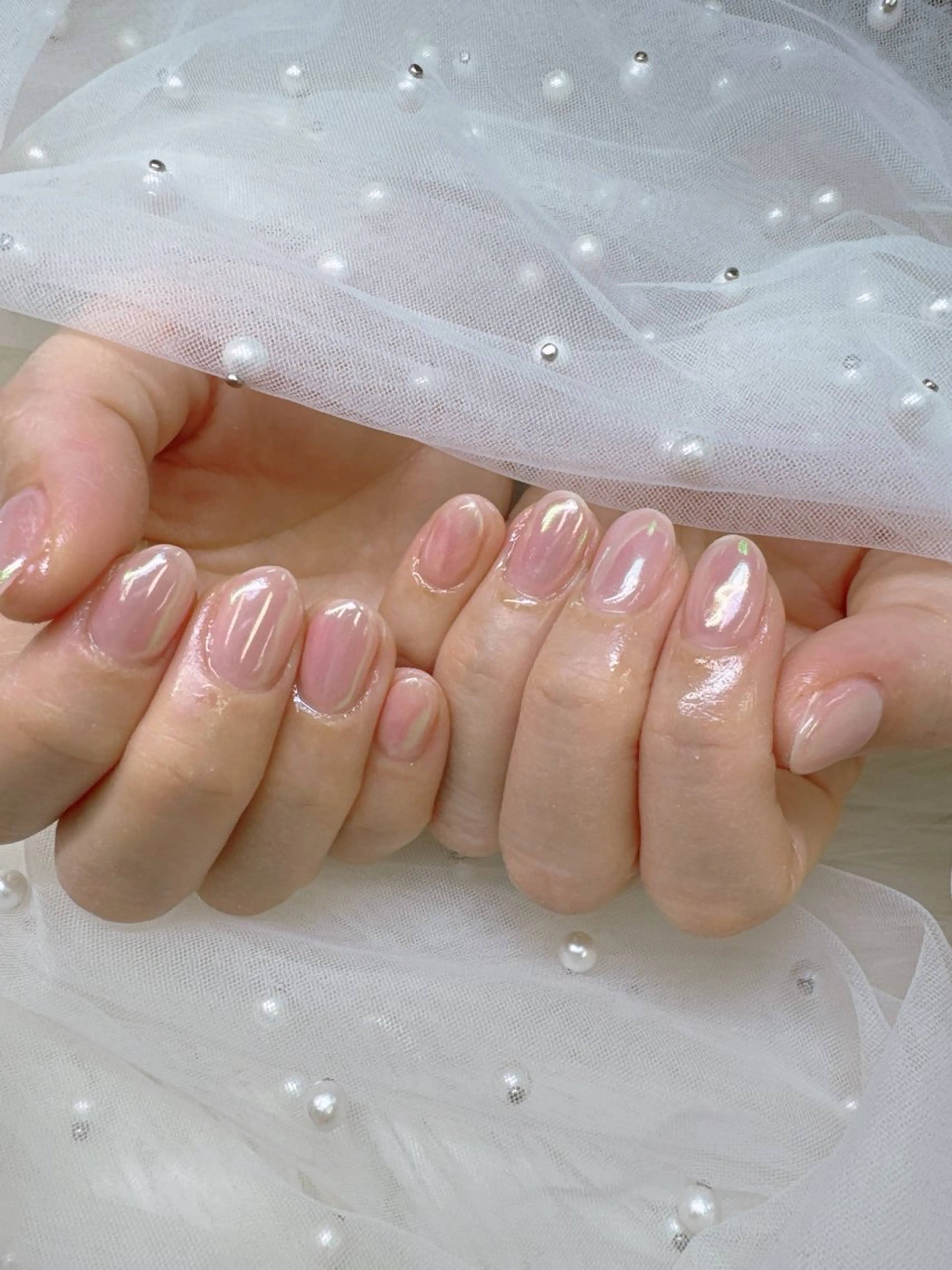 ネイル オーロラネイル 成人式 フレンチネイル ジェルネイル ガラスフレンチ ハンドネイル Queeens nailのネイルデザイン