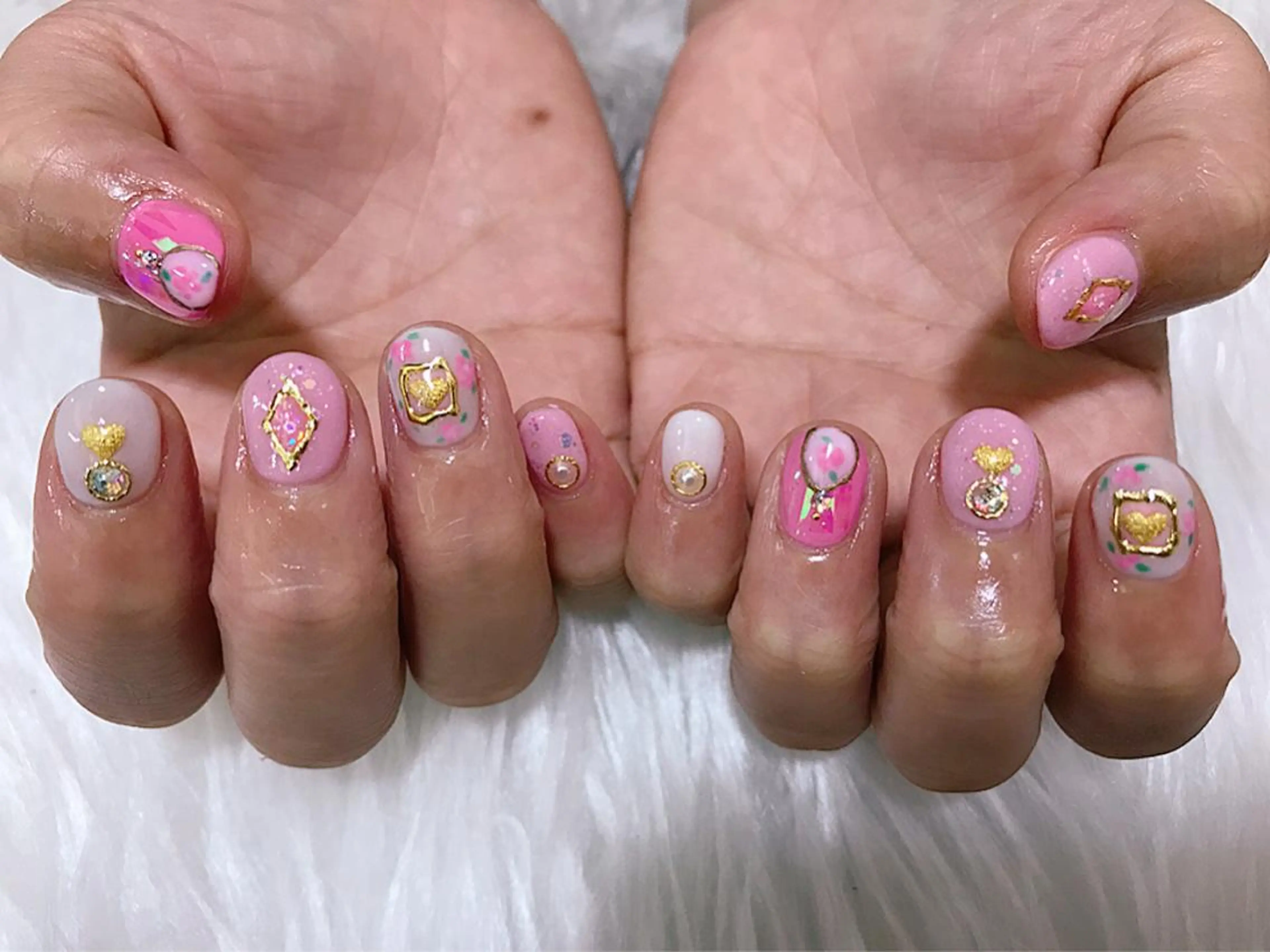 ネイル nailsalon colon所属・nailartist lisaのネイルデザイン