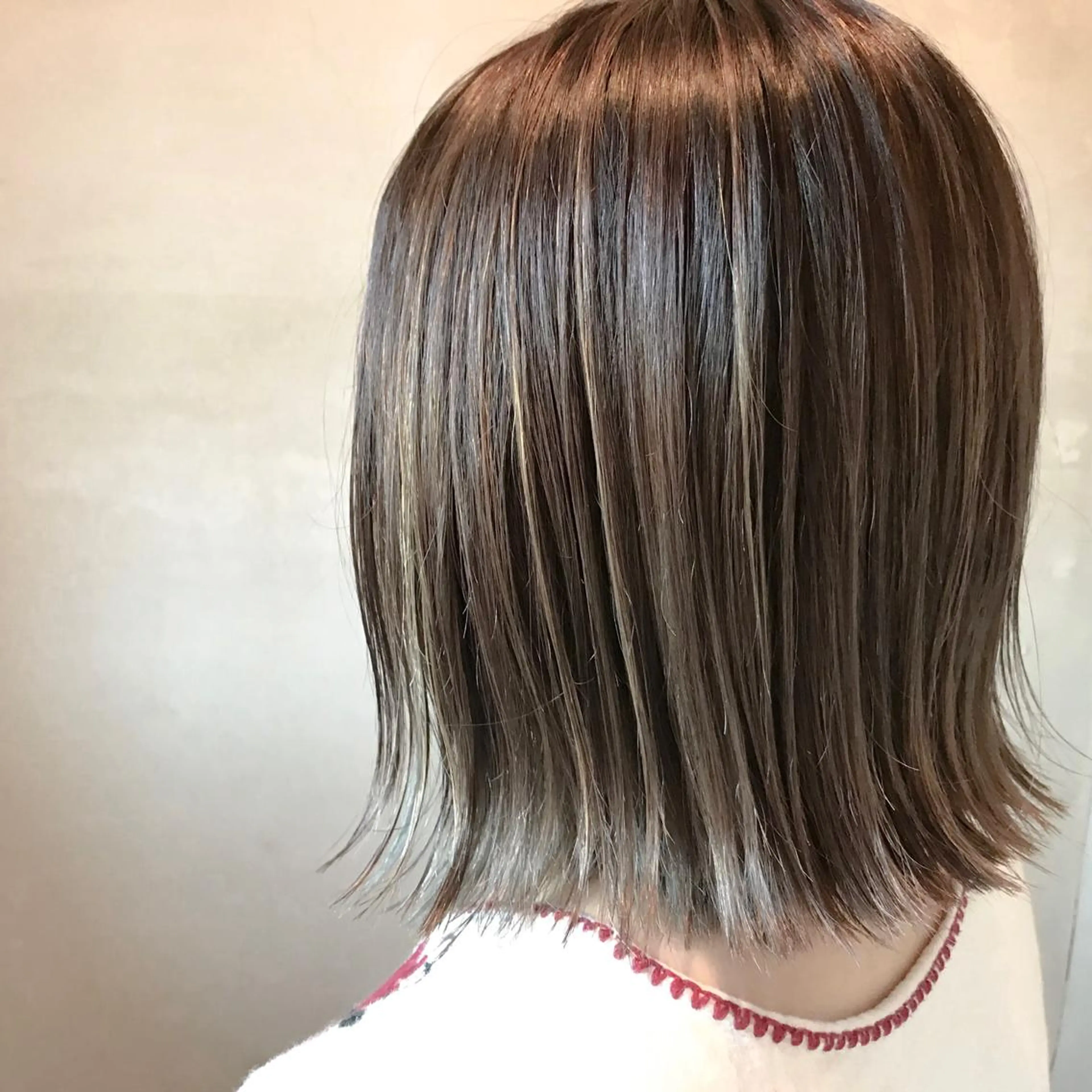 ミディアム カラー botan KOZUEのヘアスタイル