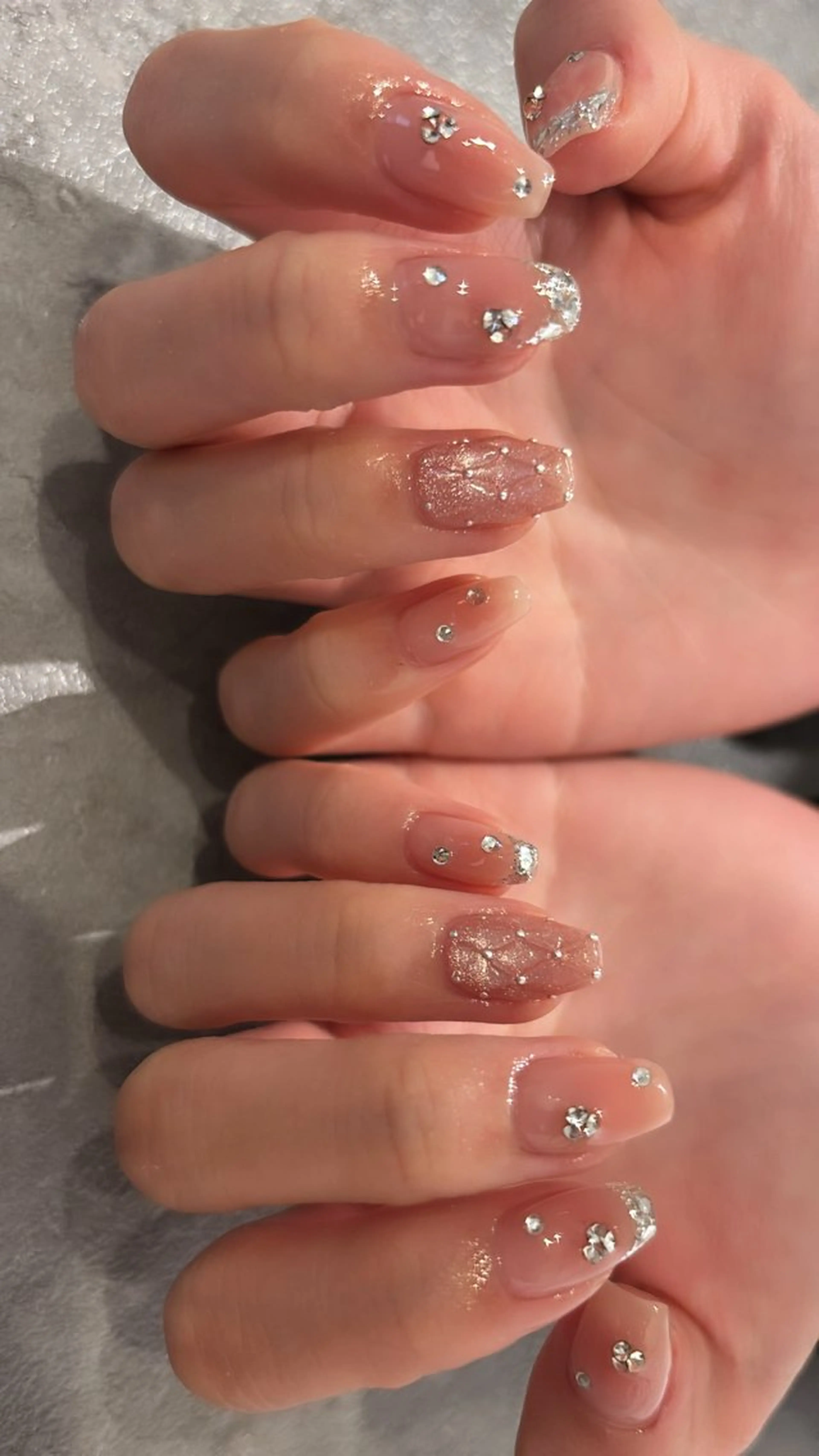 ネイル Mignon 、のネイルデザイン