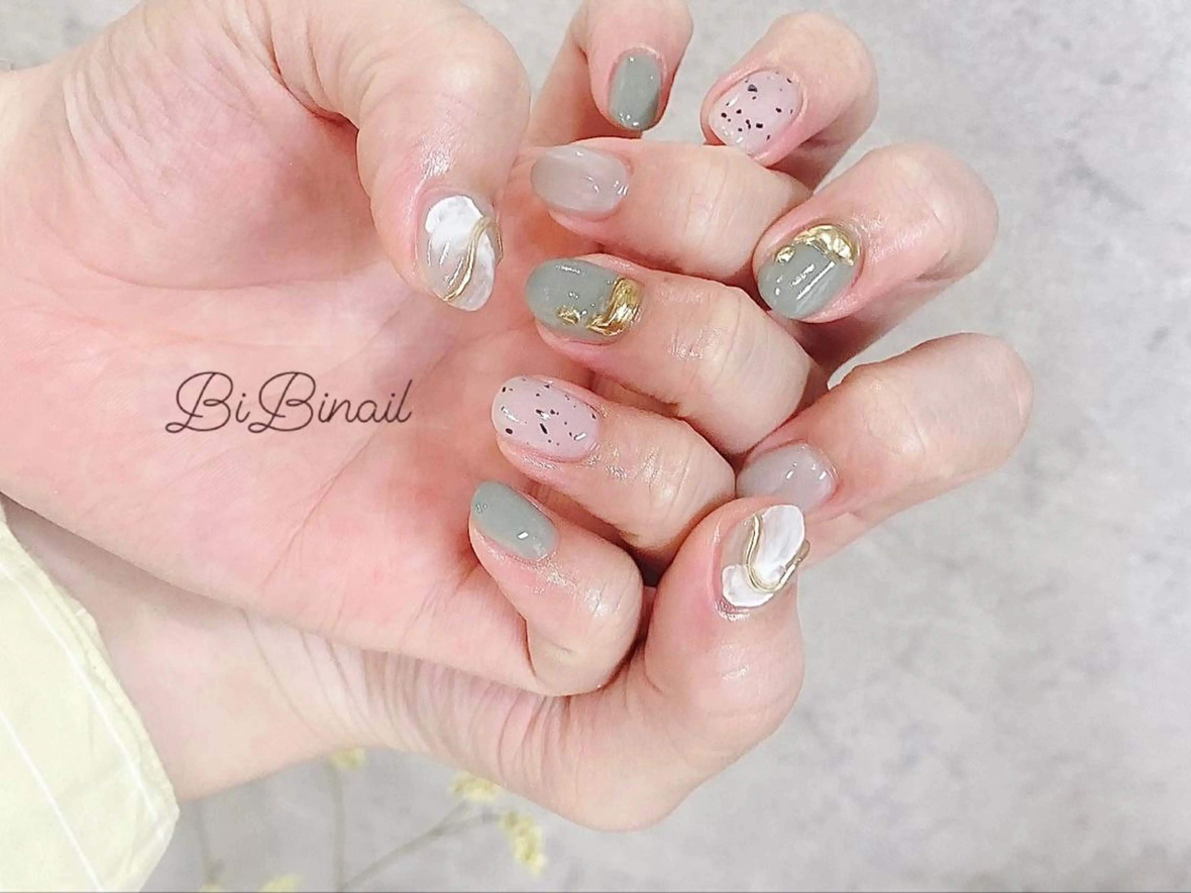 ネイル ハンドネイル purple hair design所属・Sumi Tomoのネイルデザイン