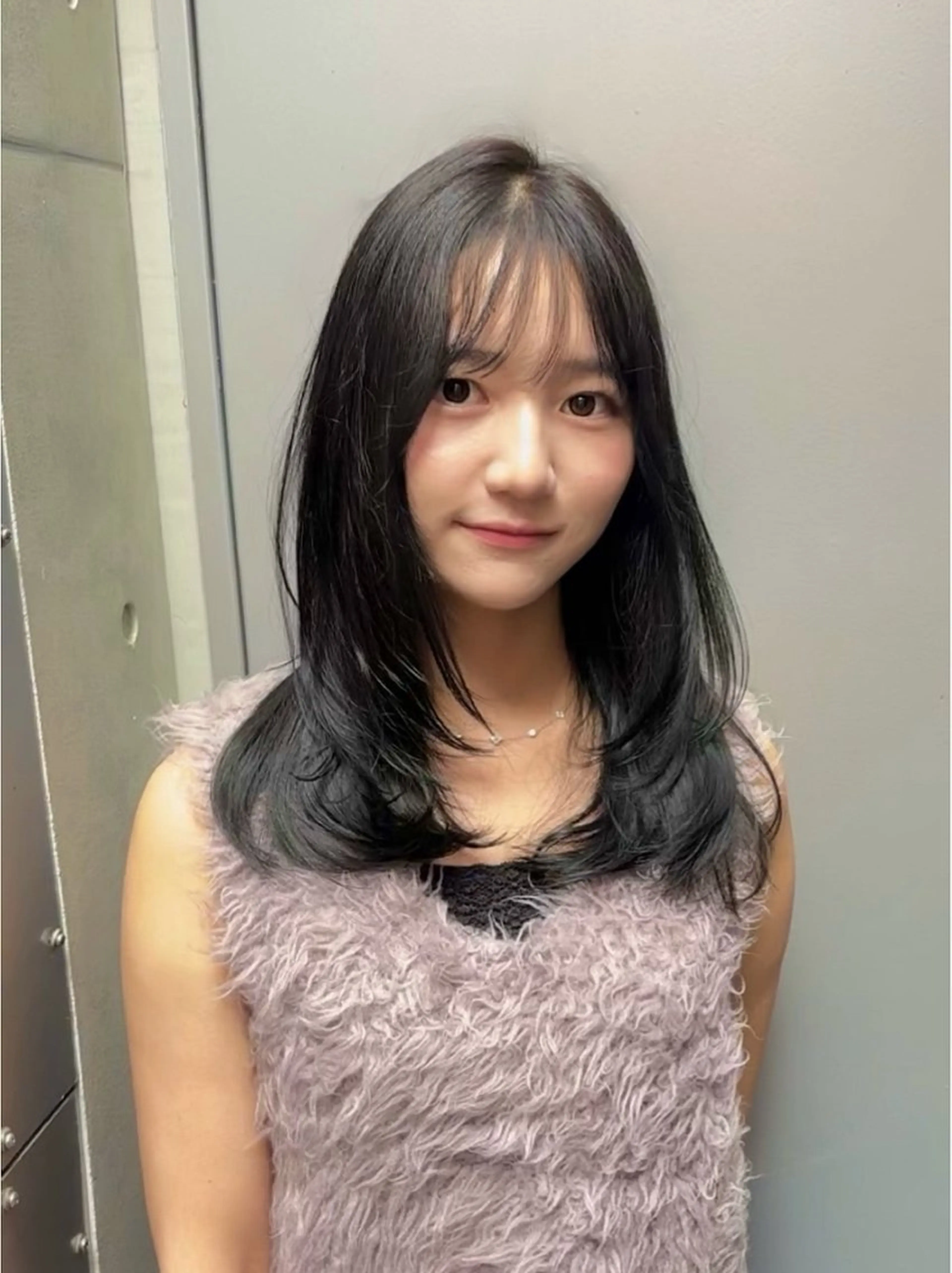 ミディアム 顔周りカット レイヤーカット カット ヘアカラー トリートメント 髪質改善/似合わせ 小城 雪のヘアスタイル