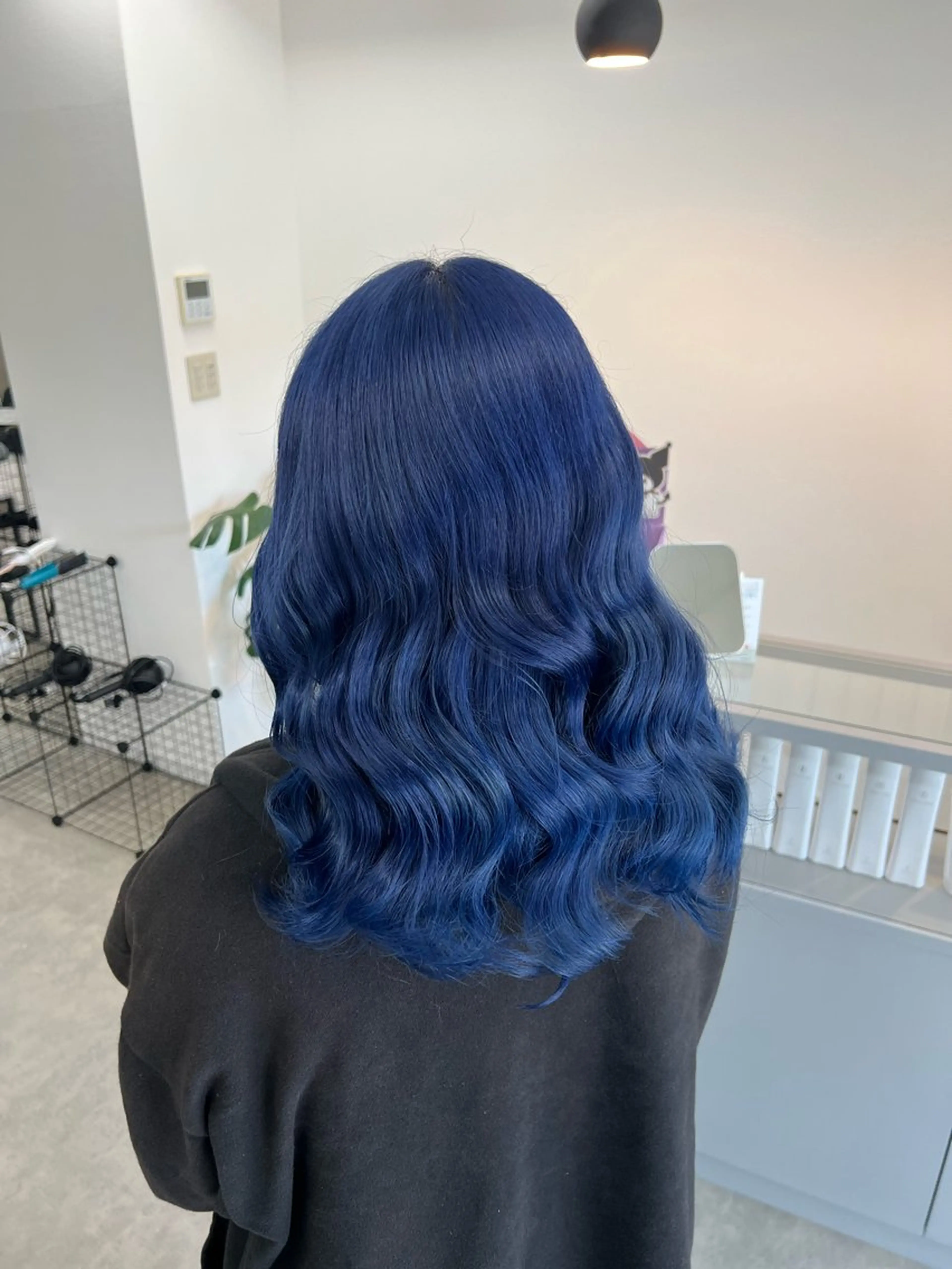 ロング カラー アクアカラー ブリーチ ブルーカラー ヘアカラー 海琉/ハイトーン/ 透明感カラー💛のヘアスタイル