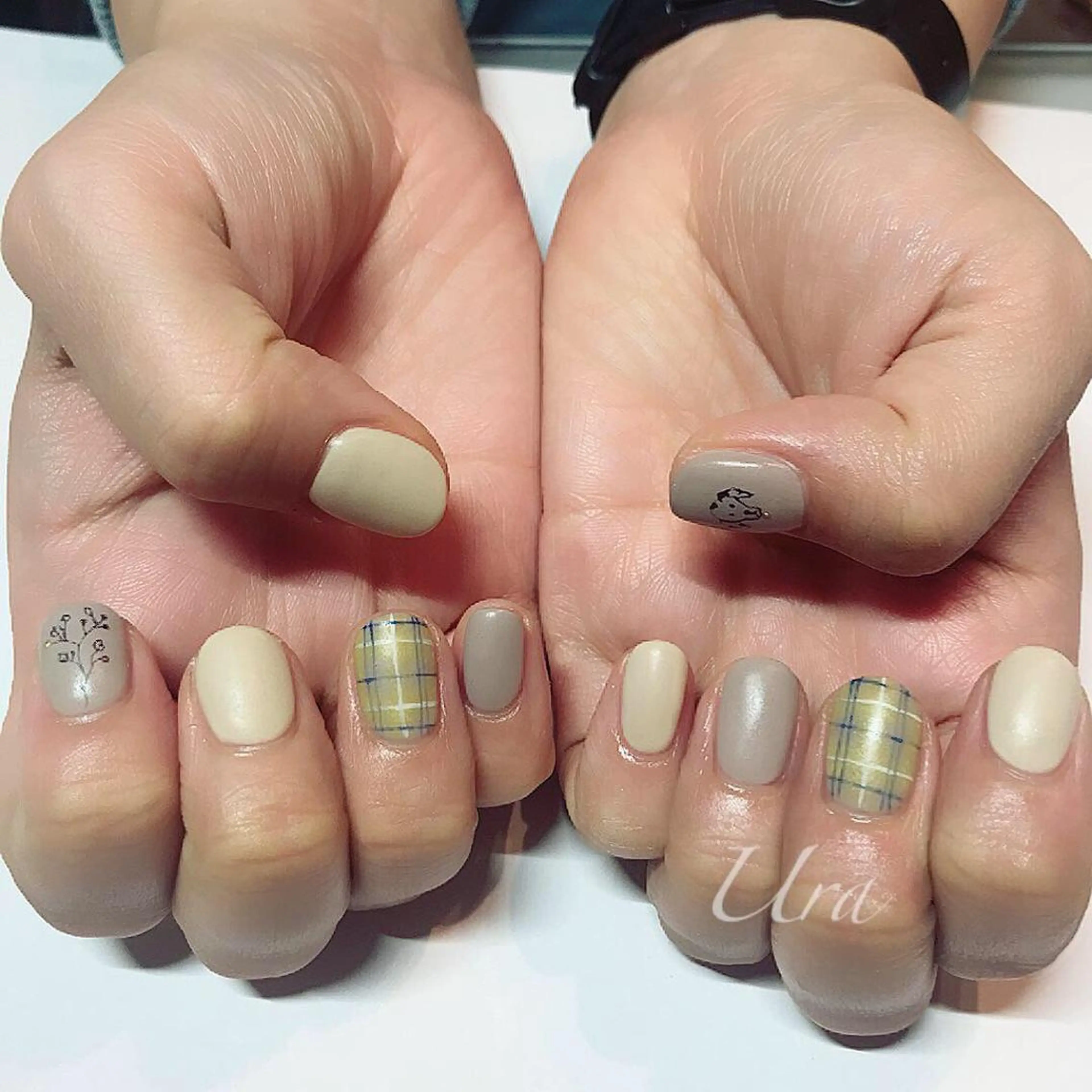 ネイル UrakoNail 《nail》のネイルデザイン