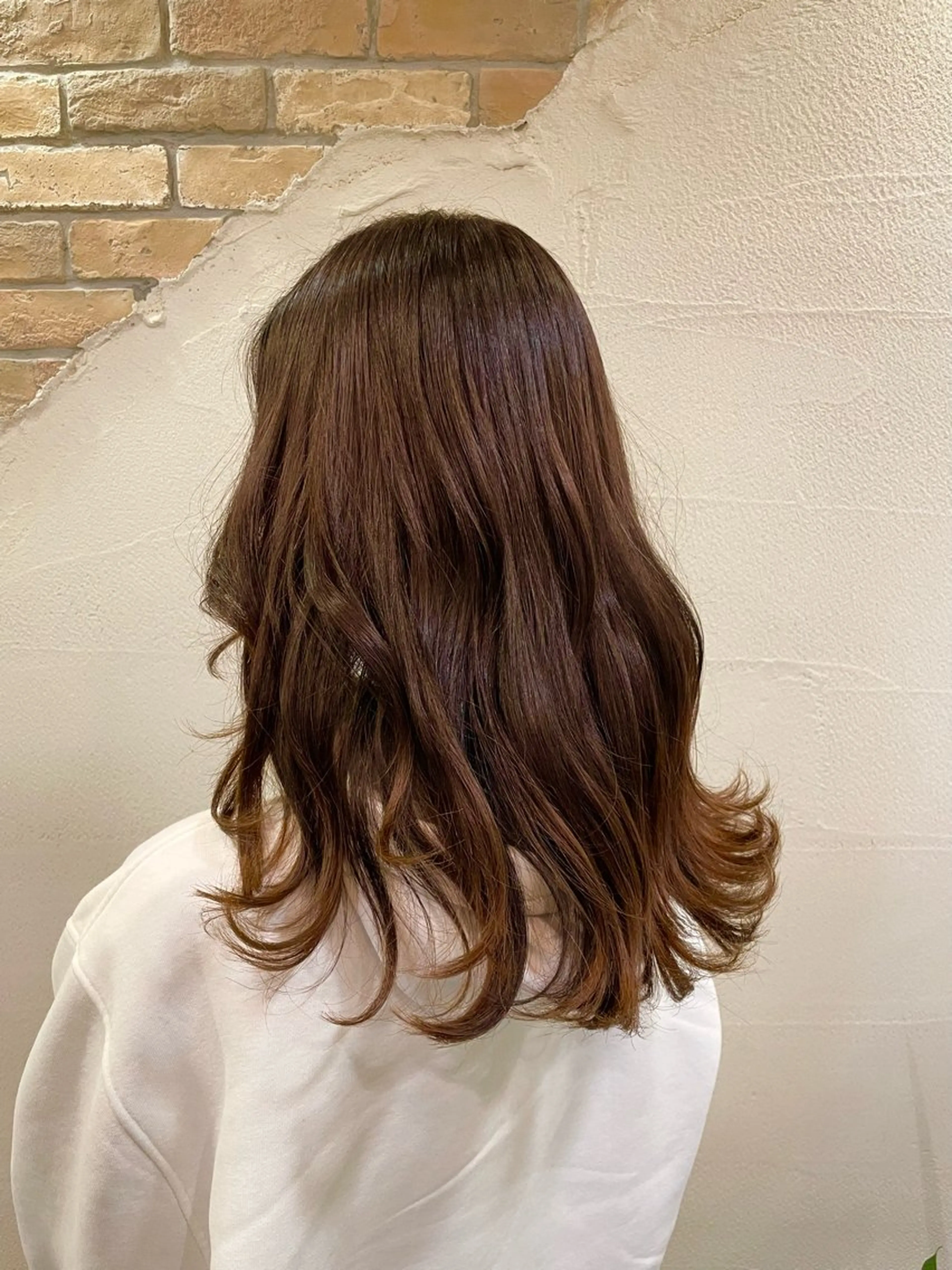 セミロング カラー 韓国風🇰🇷レイヤ ーKEI🇰🇷のヘアスタイル