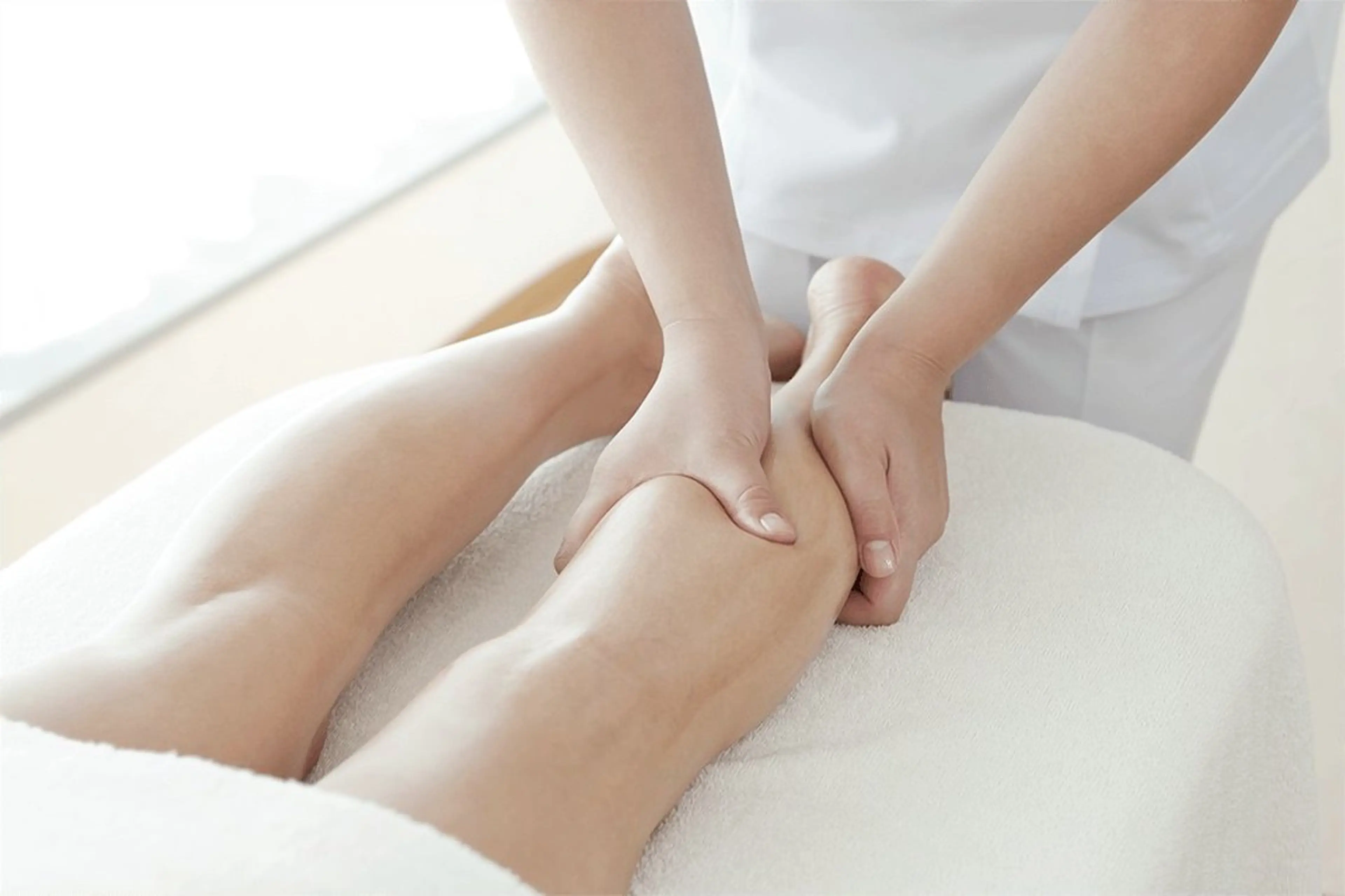 ✨新規限定✨至極の全身リンパトリートメント➕ お尻脚痩せ(80分)☆通常9800円→初回3500円の写真