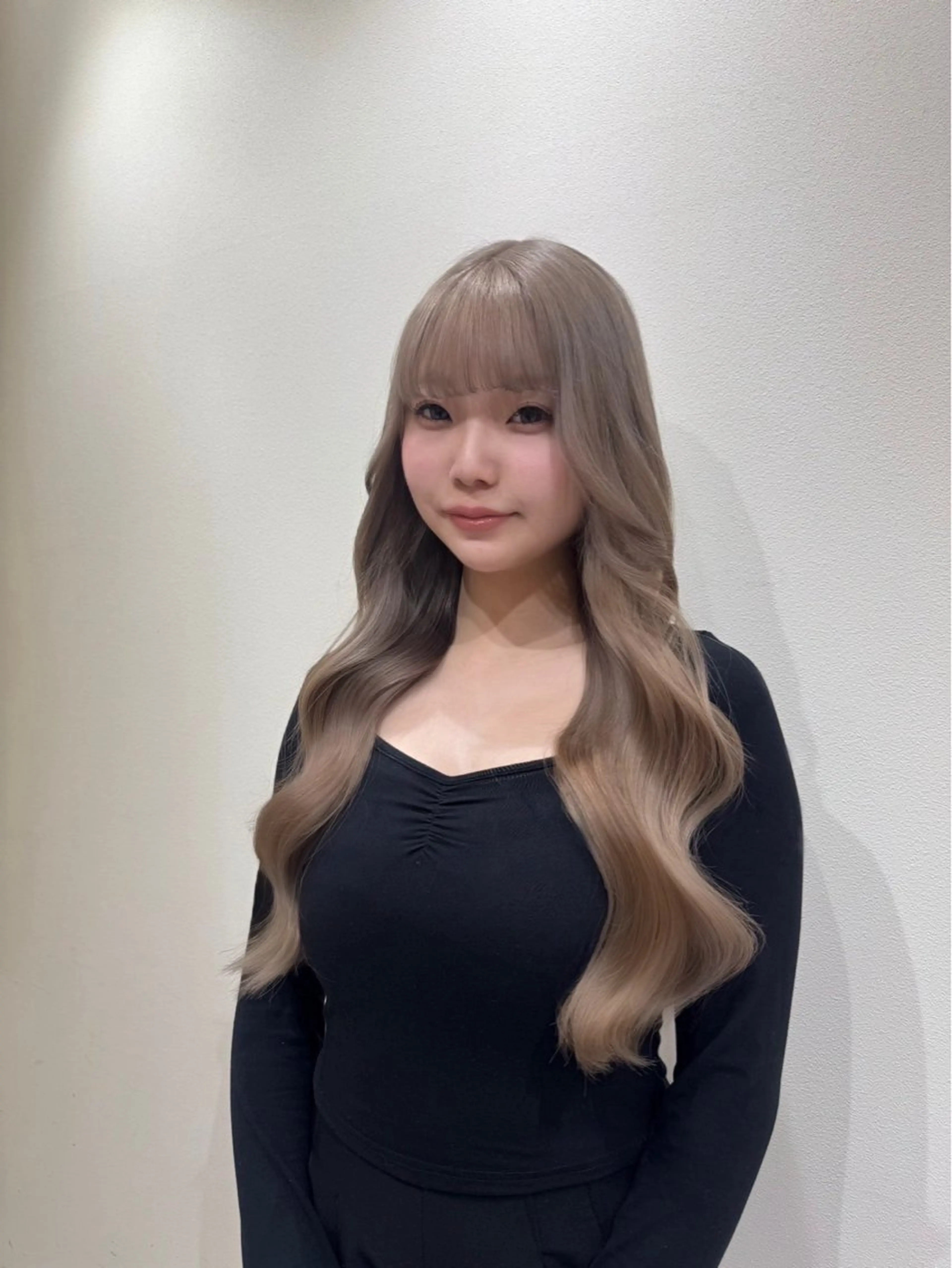 ロング カラー ヘアカラー ワンホン×髪質改善 つのーか🩶‪🫧のヘアスタイル