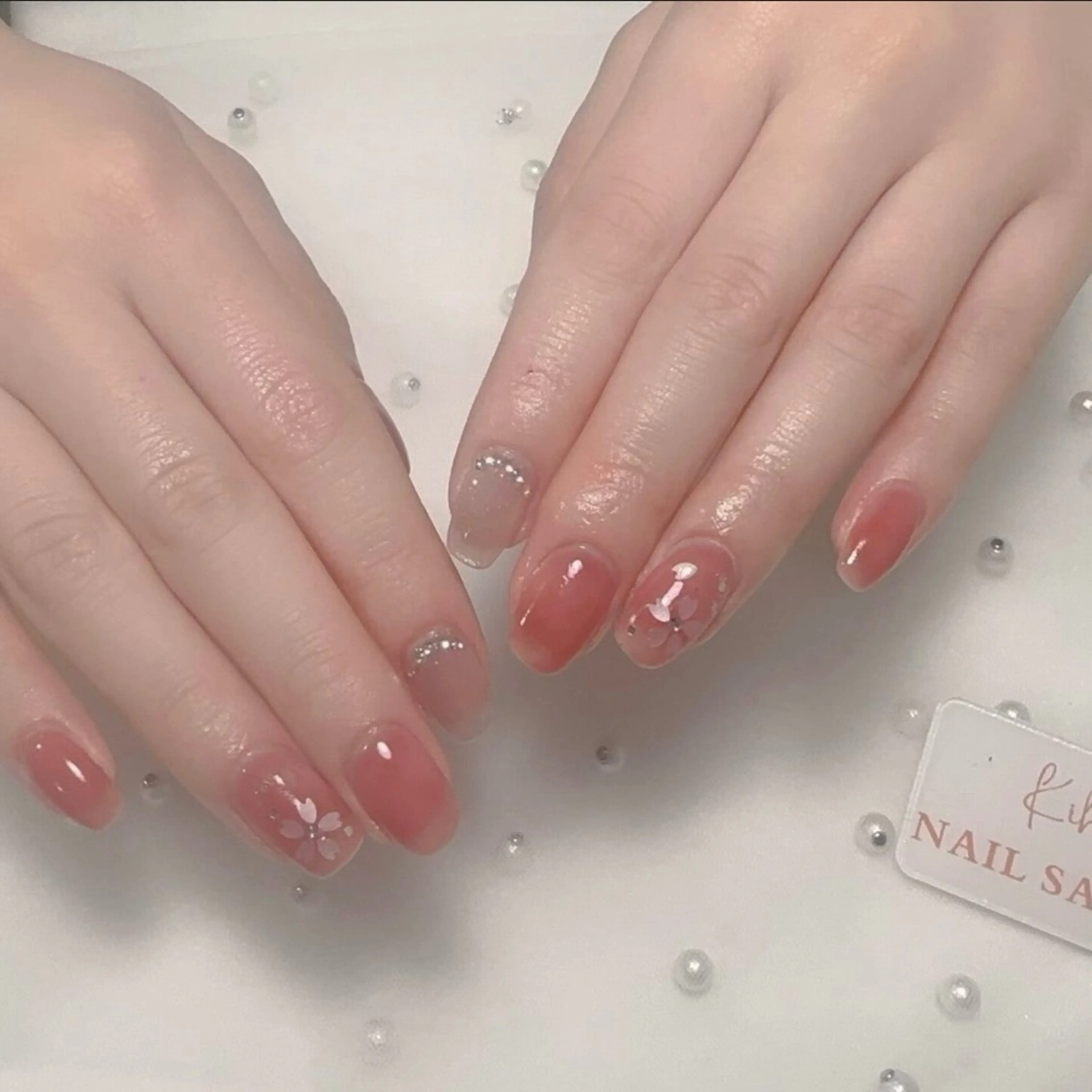 ネイル アートネイル フレンチネイル ジェルネイル グラデーション 韓国ネイル ハンドネイル ハンドケア さくら💮💮 【オフ無料】のネイルデザイン