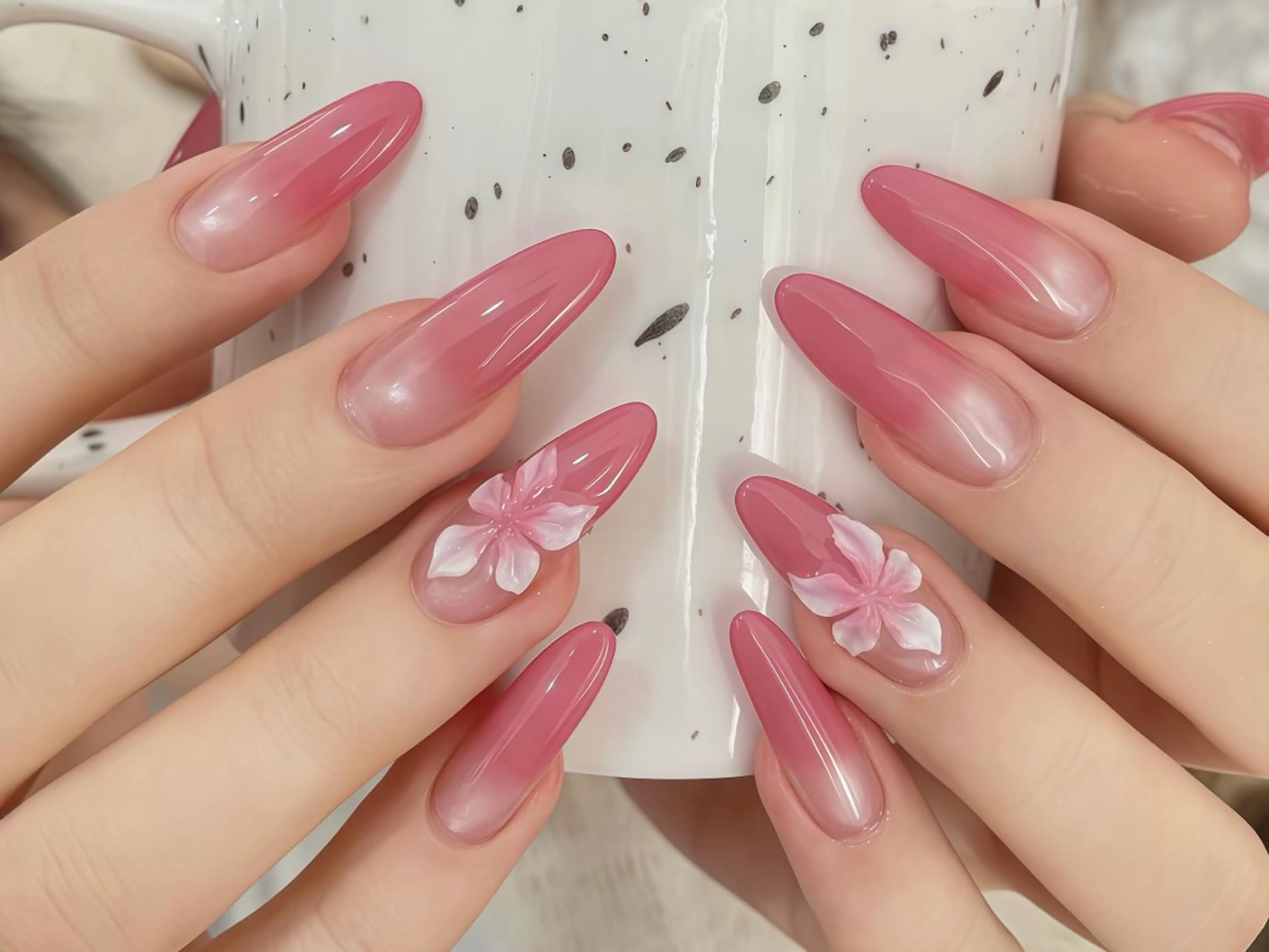 ネイル ハンドネイル ハンドケア Nova Nail Nambaのネイルデザイン
