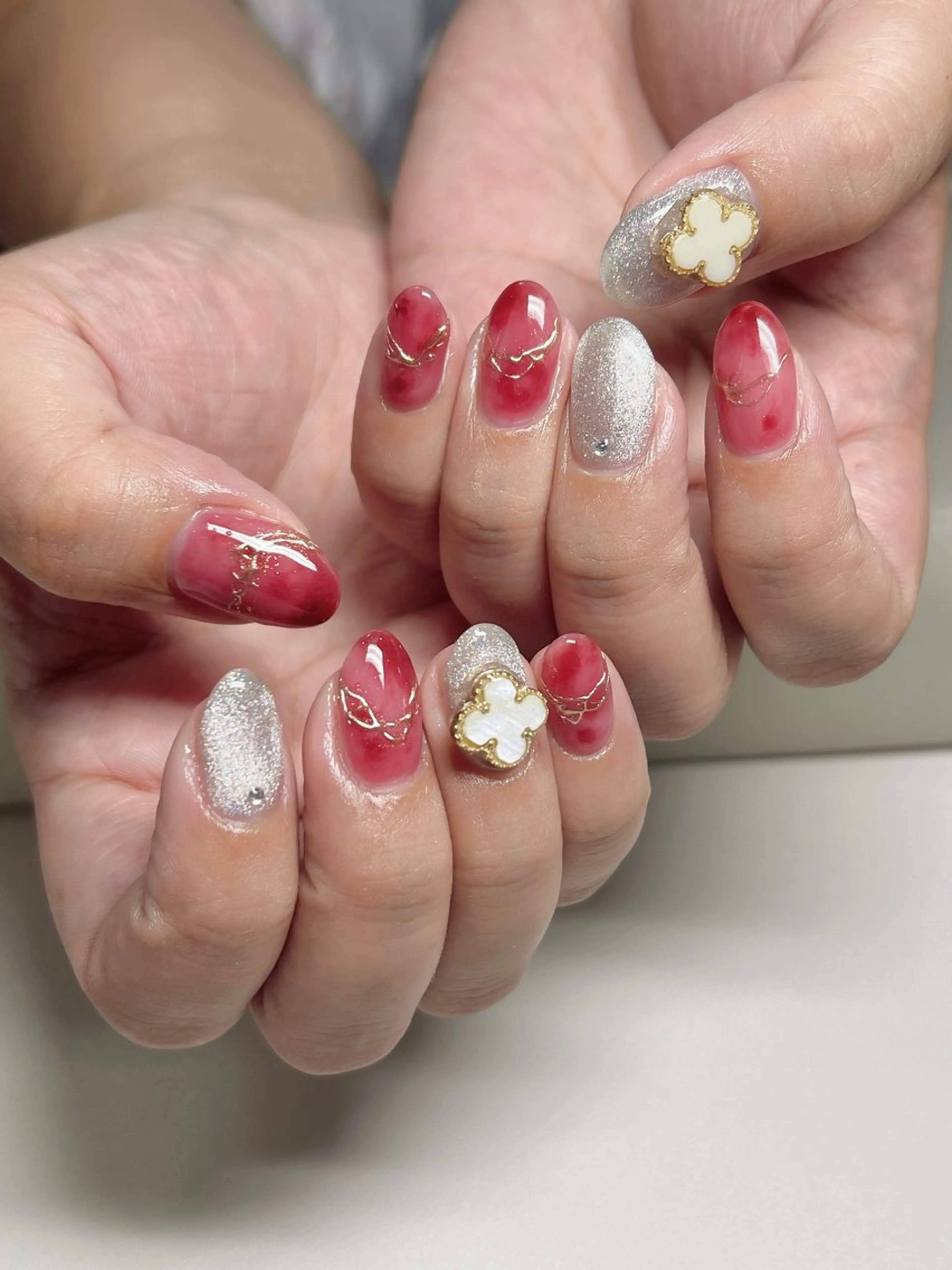 ネイル Rarity ネイルサロンのネイルデザイン