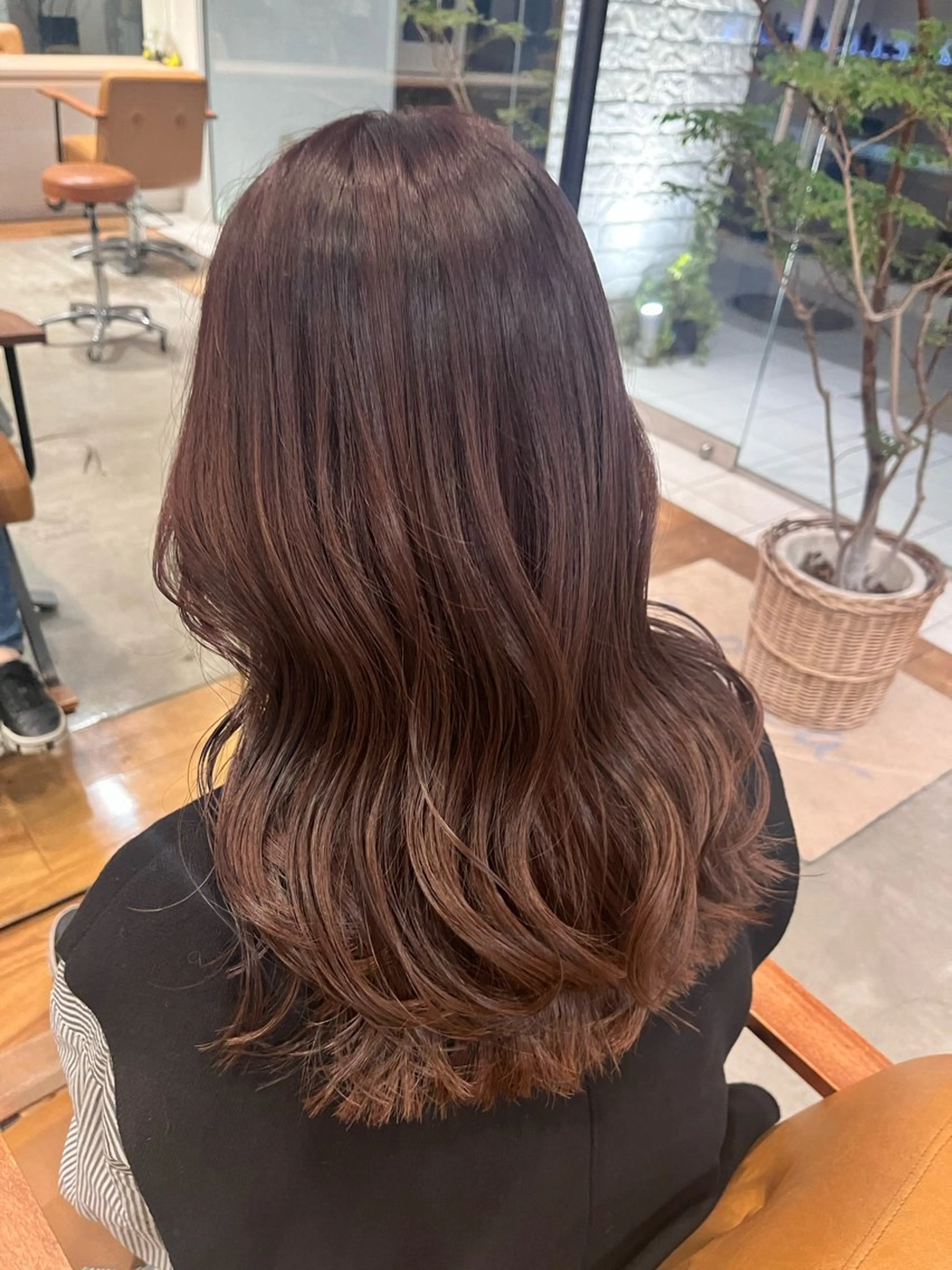 カラー ラベンダーカラー ラベンダーピンク ピンクカラー 八木 瑠奈のヘアスタイル