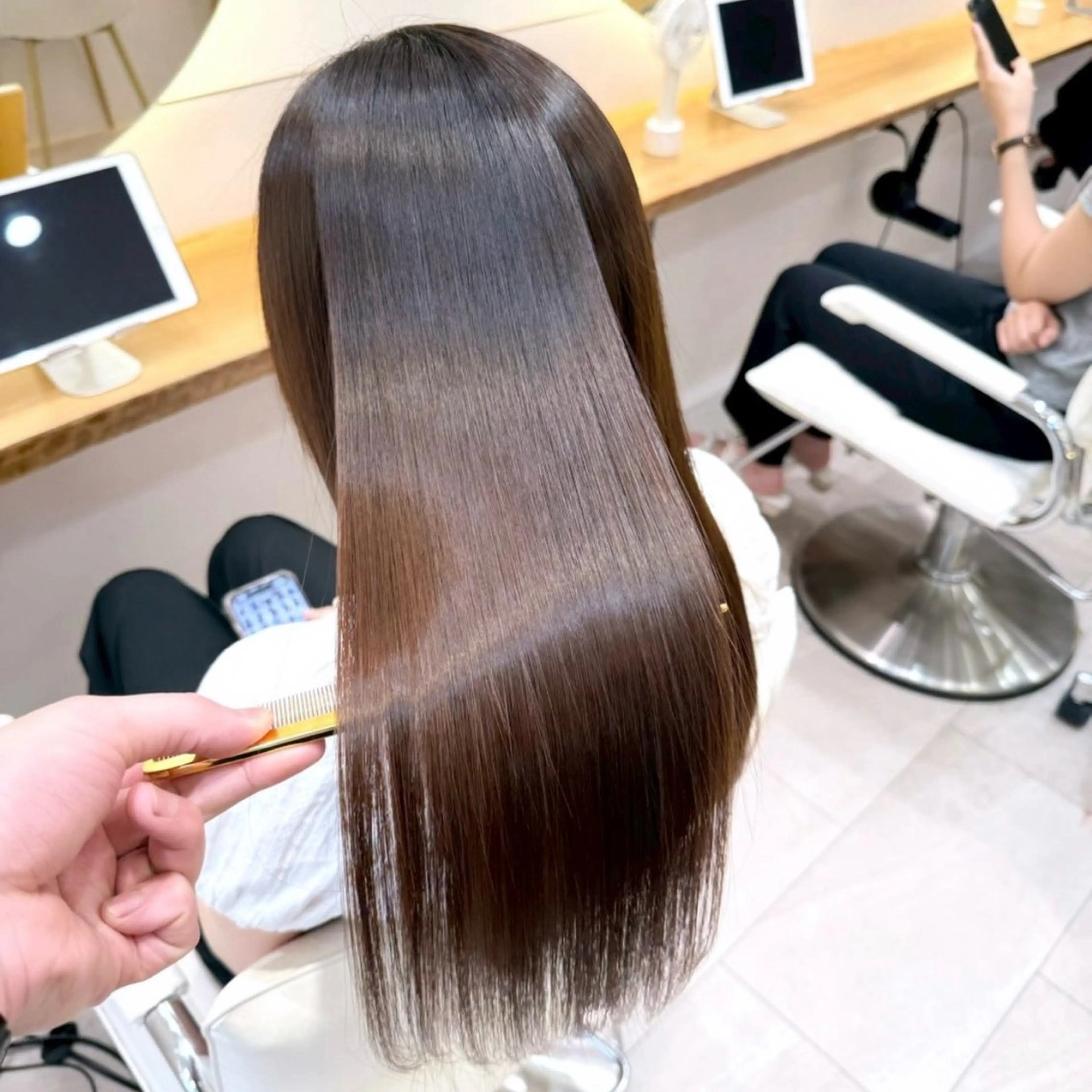 セミロング 縮毛矯正 新宿/韓国ヘア kurea🎀のヘアスタイル