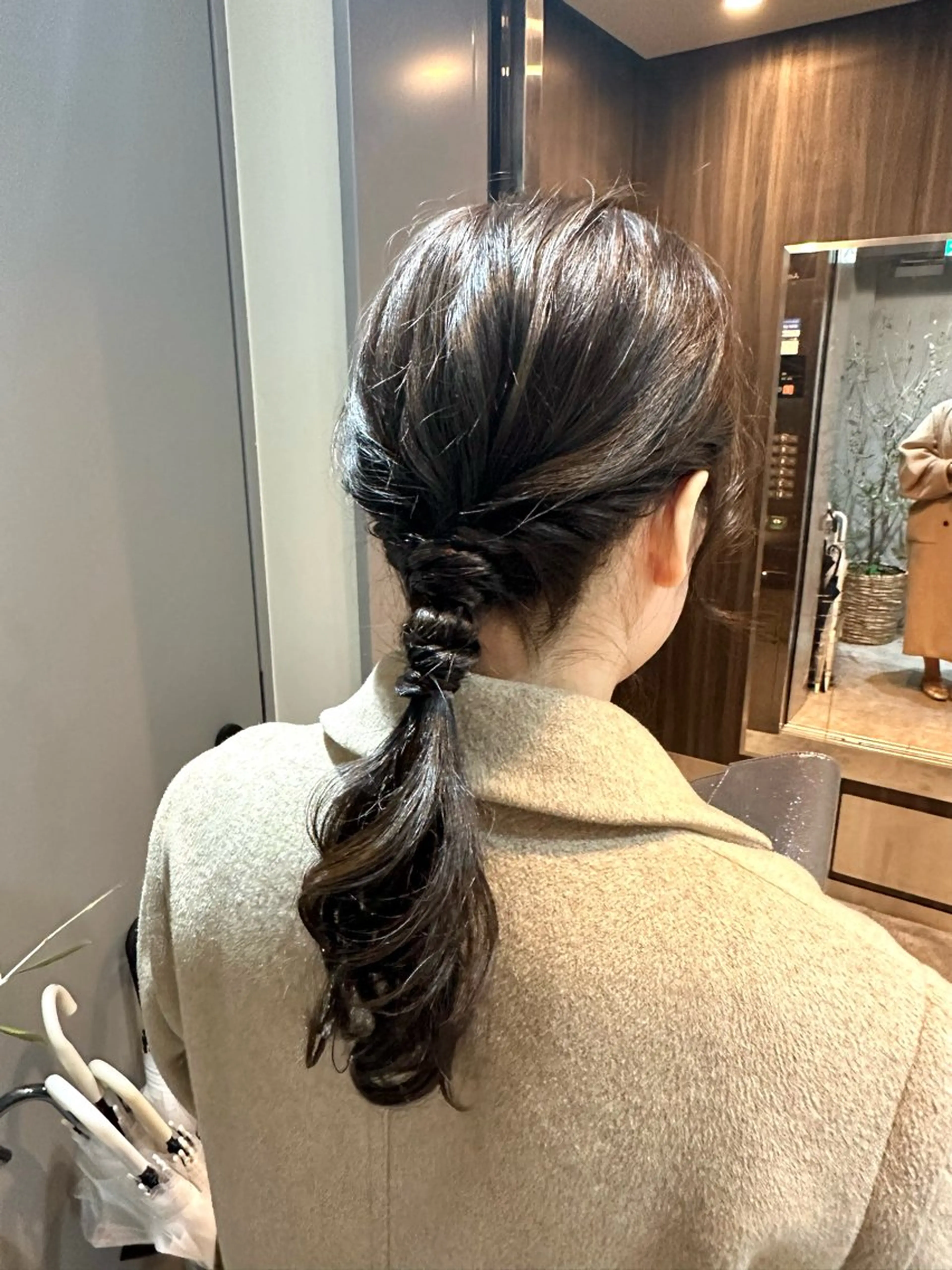 ミディアム ヘアアレンジ 縮毛矯正+モテカラー 🎀✨MIHOのヘアスタイル