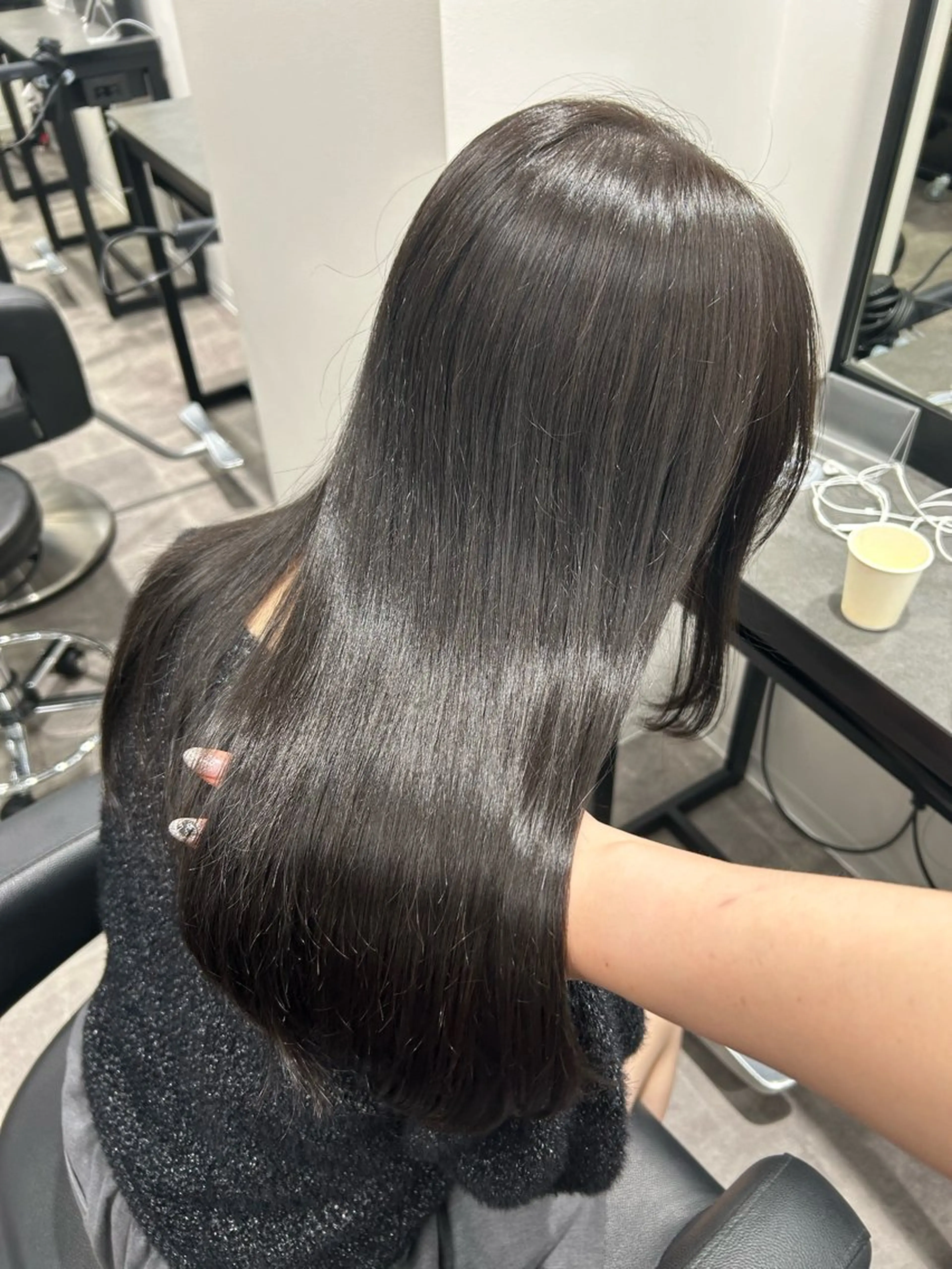 セミロング カラー ヘアアレンジ 縮毛矯正 💎韓国/ レイヤー カット/ 暖色🫧のヘアスタイル