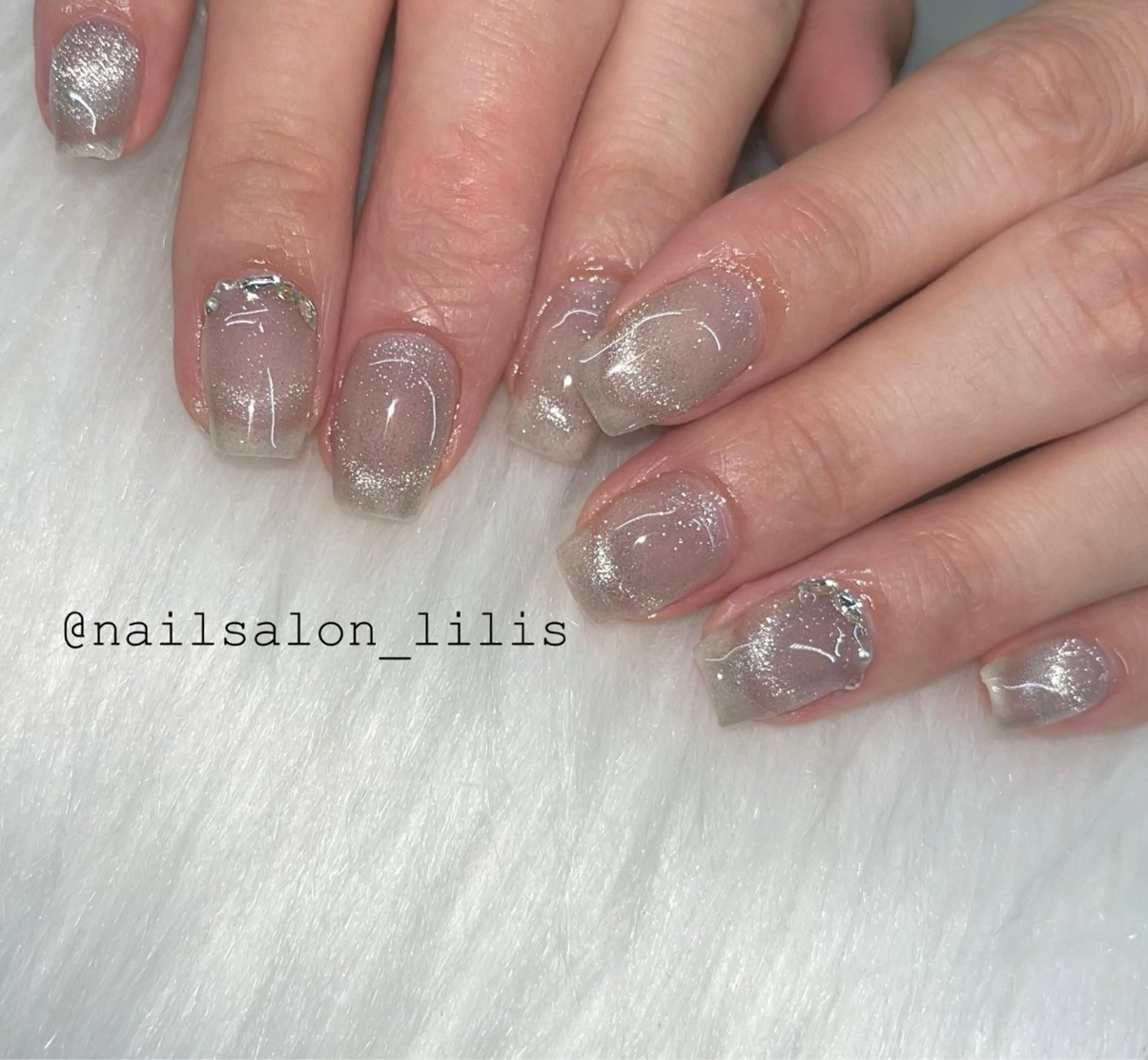ネイル ハンドネイル nailsalon Lilisのネイルデザイン
