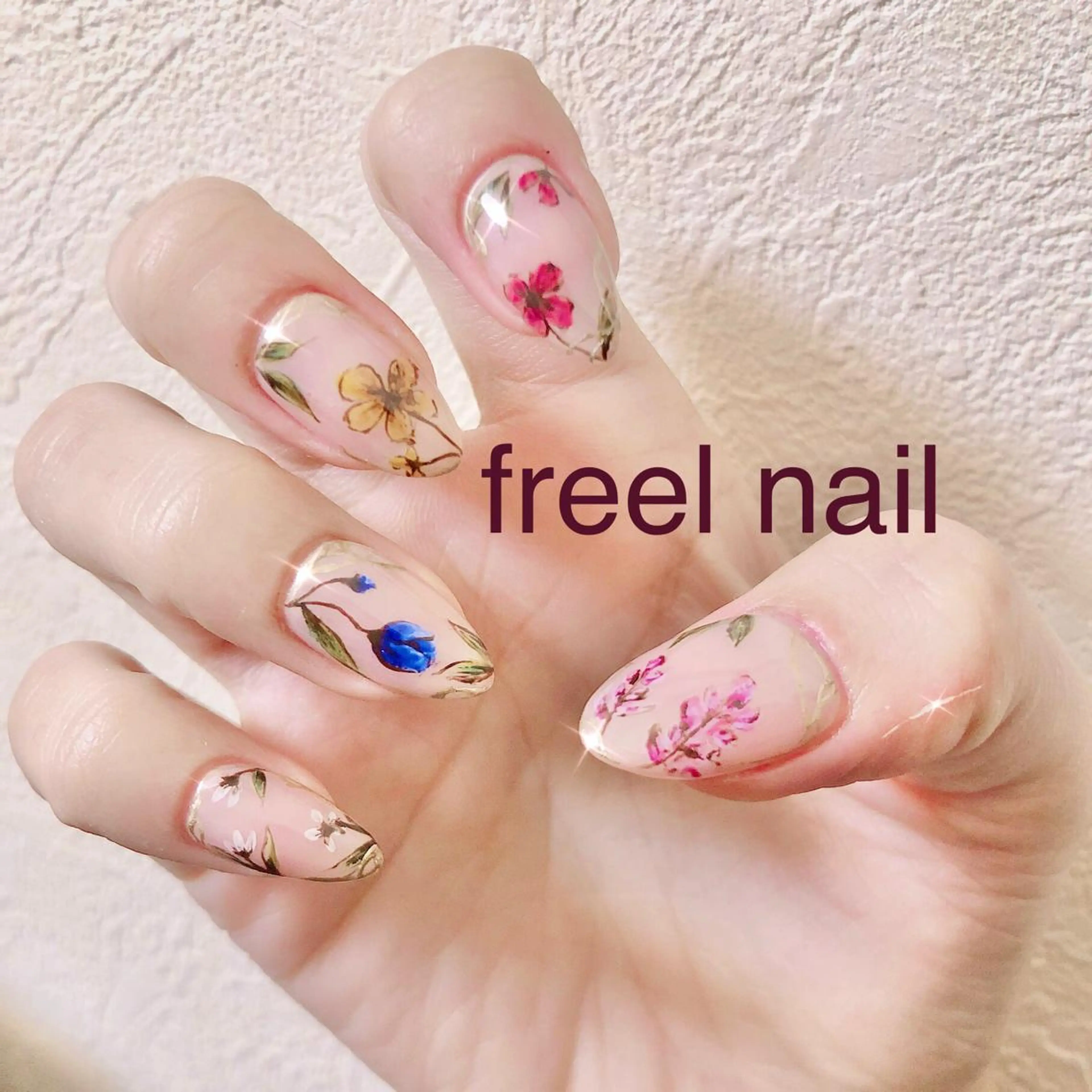 ネイル ハンドネイル freel Beautyのネイルデザイン