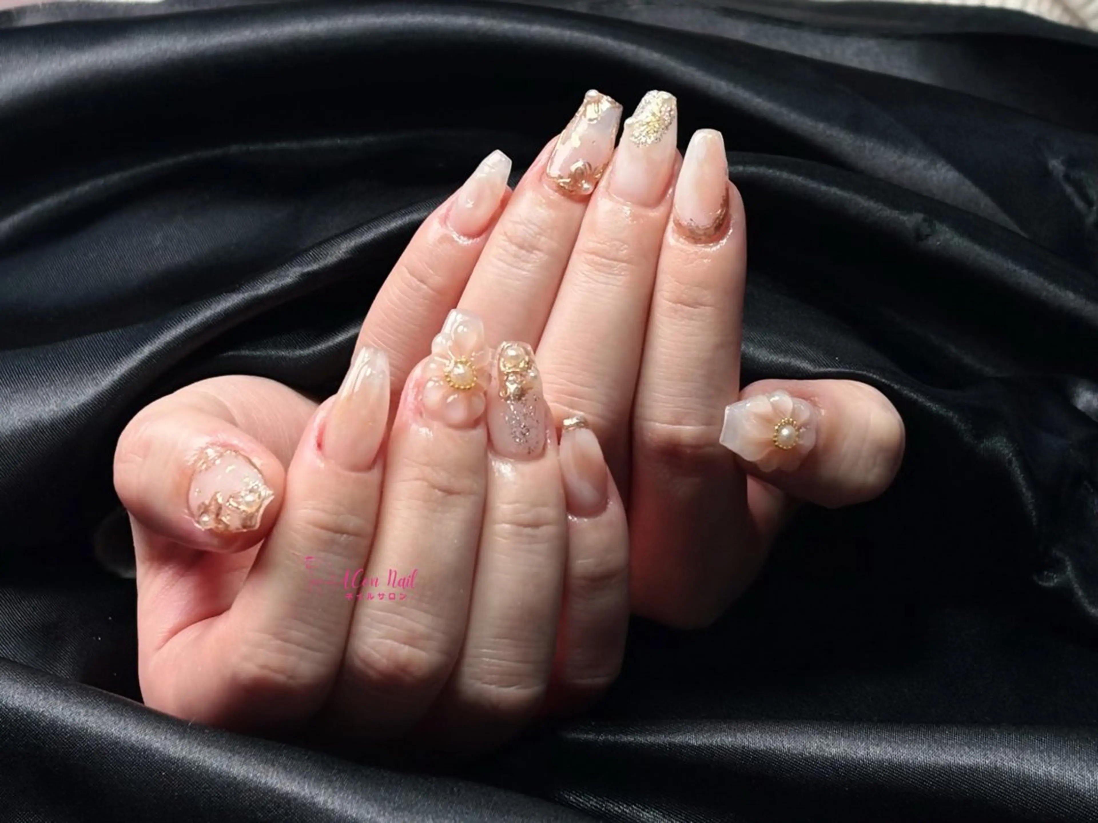 ネイル 桜ネイル 長さ出し フラワーネイル フレンチネイル ジェルネイル ハンドネイル AConNailSalon所属・ACon NailSalonのネイルデザイン