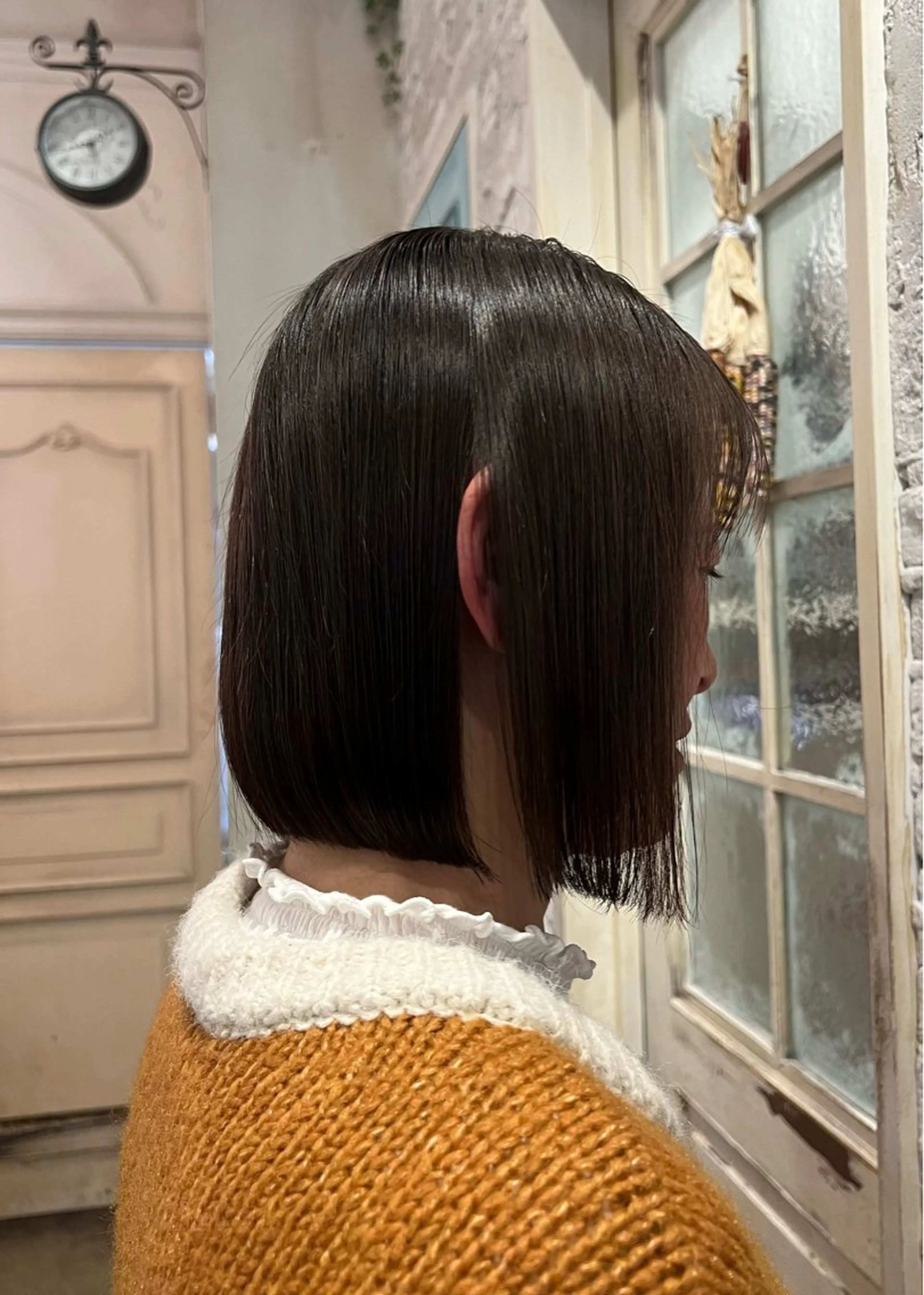 ミディアム ボブ 稲吉 優奈のヘアスタイル