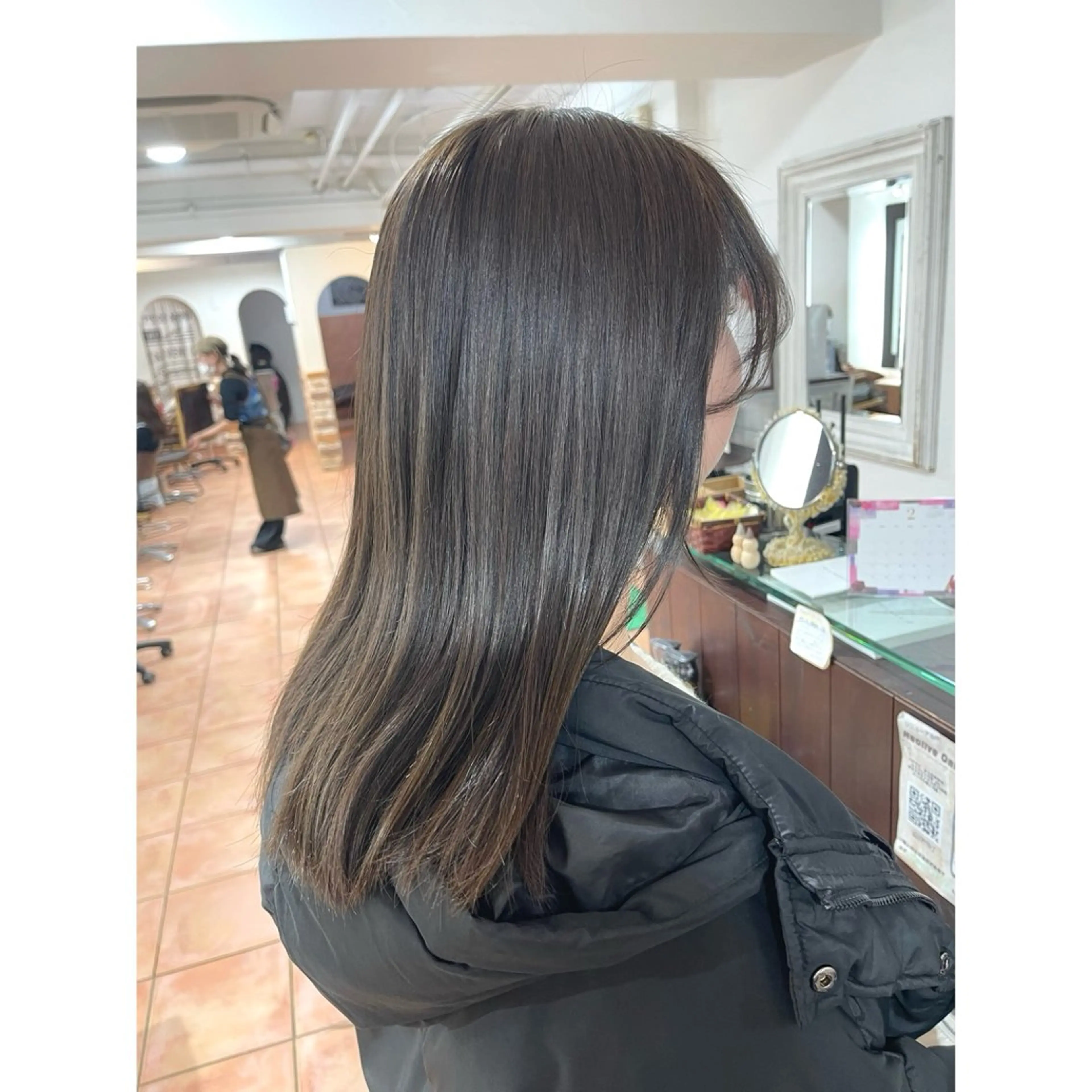 セミロング カラー ヘアアレンジ カット ヘアカラー トリートメント 🦋エクステ/透明感 カラー🦋宮川莉央のヘアスタイル