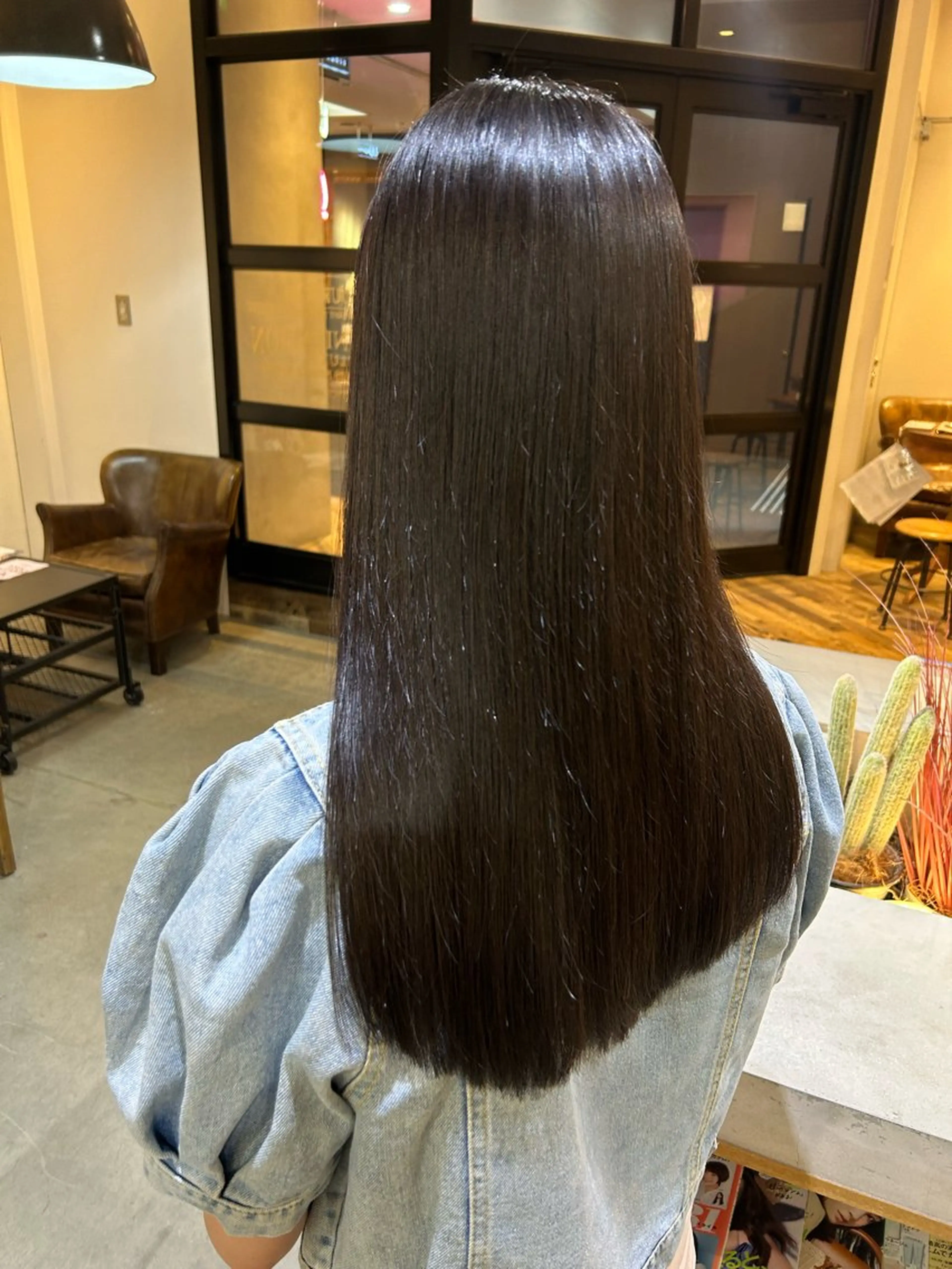 ロング カット ヘアカラー パーマ 縮毛矯正 トリートメント 艶髪/髪質改善 yukaのヘアスタイル