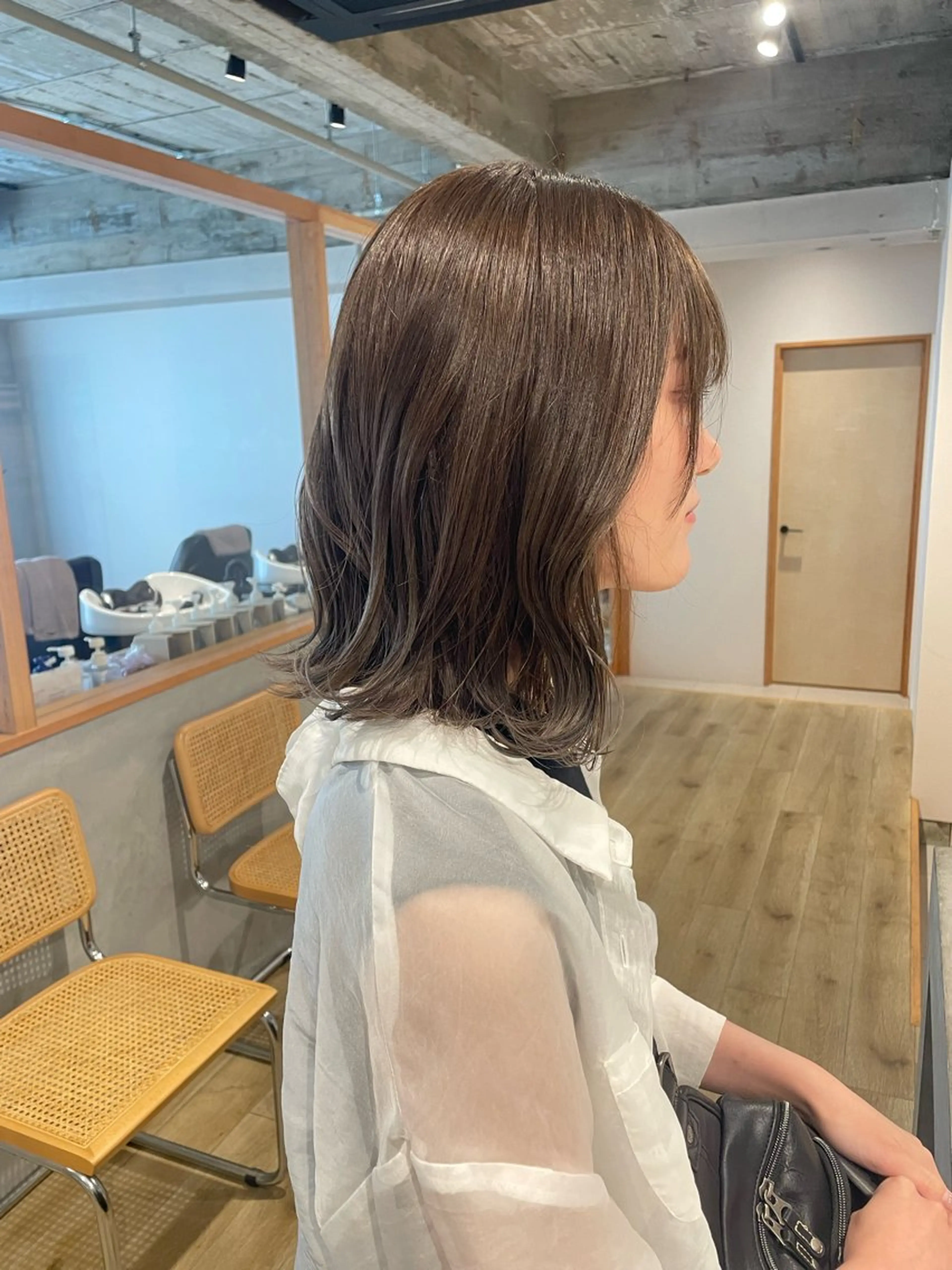 ブリーチなしダブルカラー＋ブローの写真