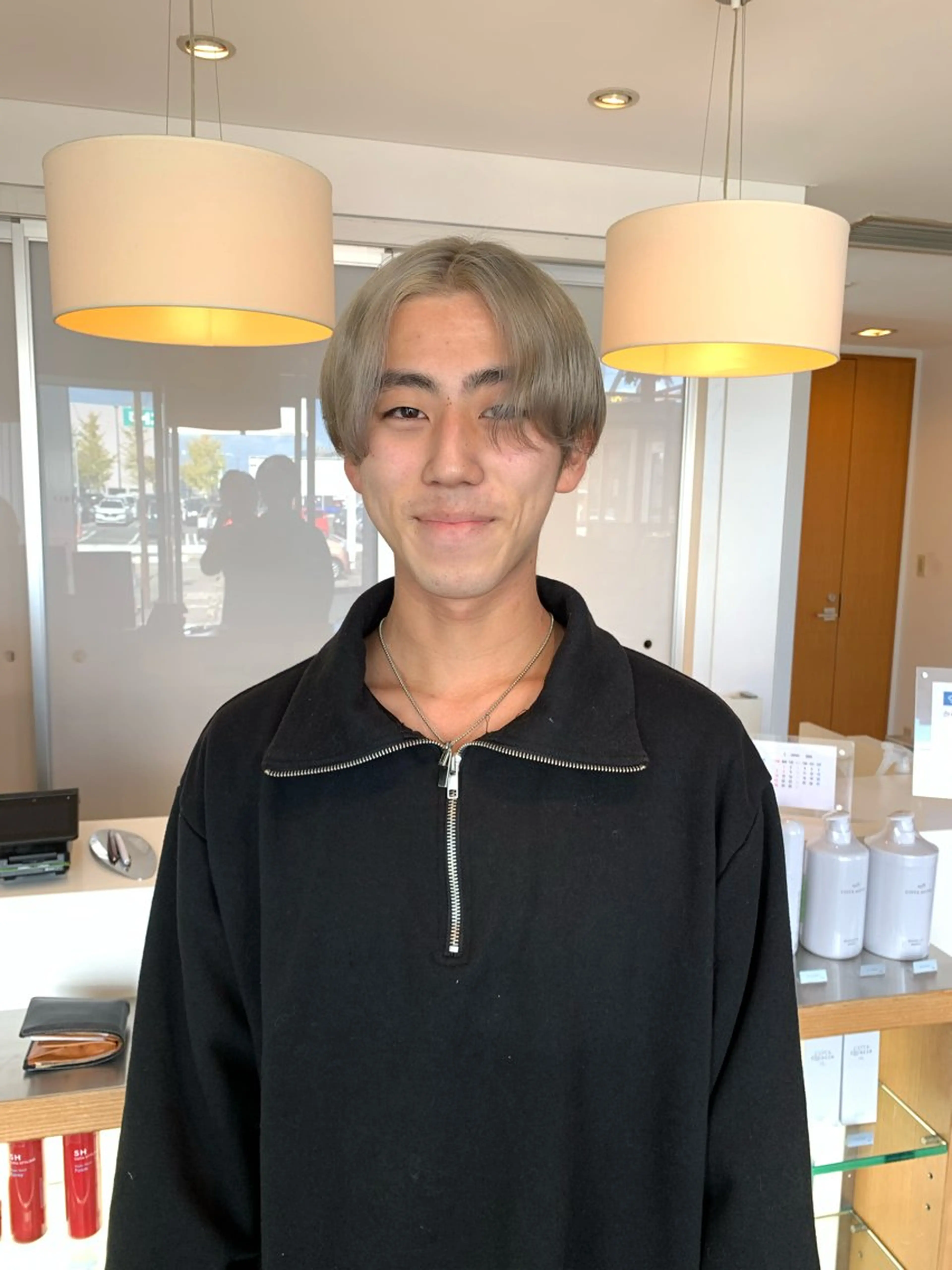 カラー メンズ メンズブリーチ ブリーチ シルバー 名竹聖治/透明感 カラー/縮毛矯正のヘアスタイル