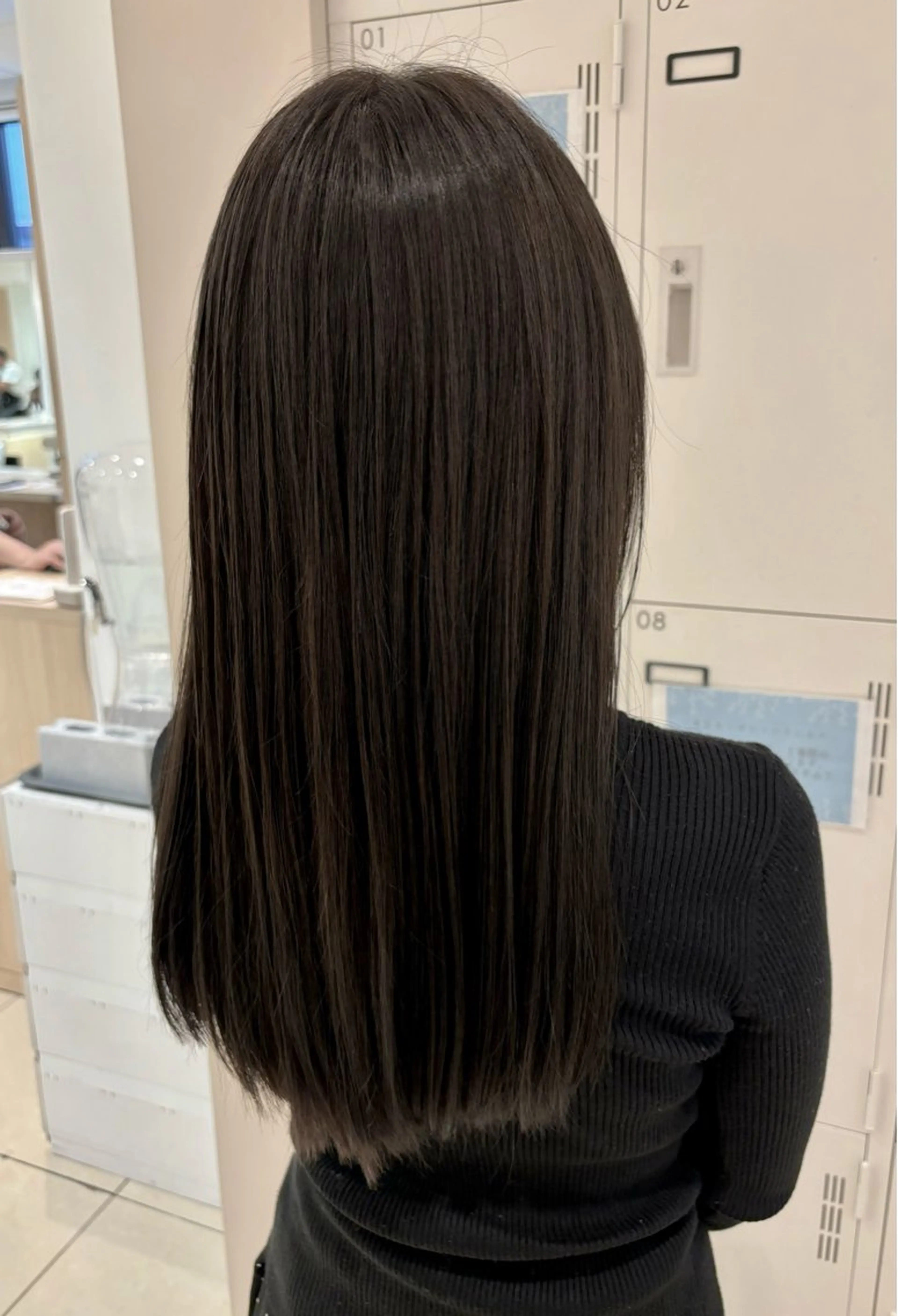 ロング カラー ヘアアレンジ グレージュ イルミナカラー ヘアカラー トリートメント ミドウチ アヤカのヘアスタイル