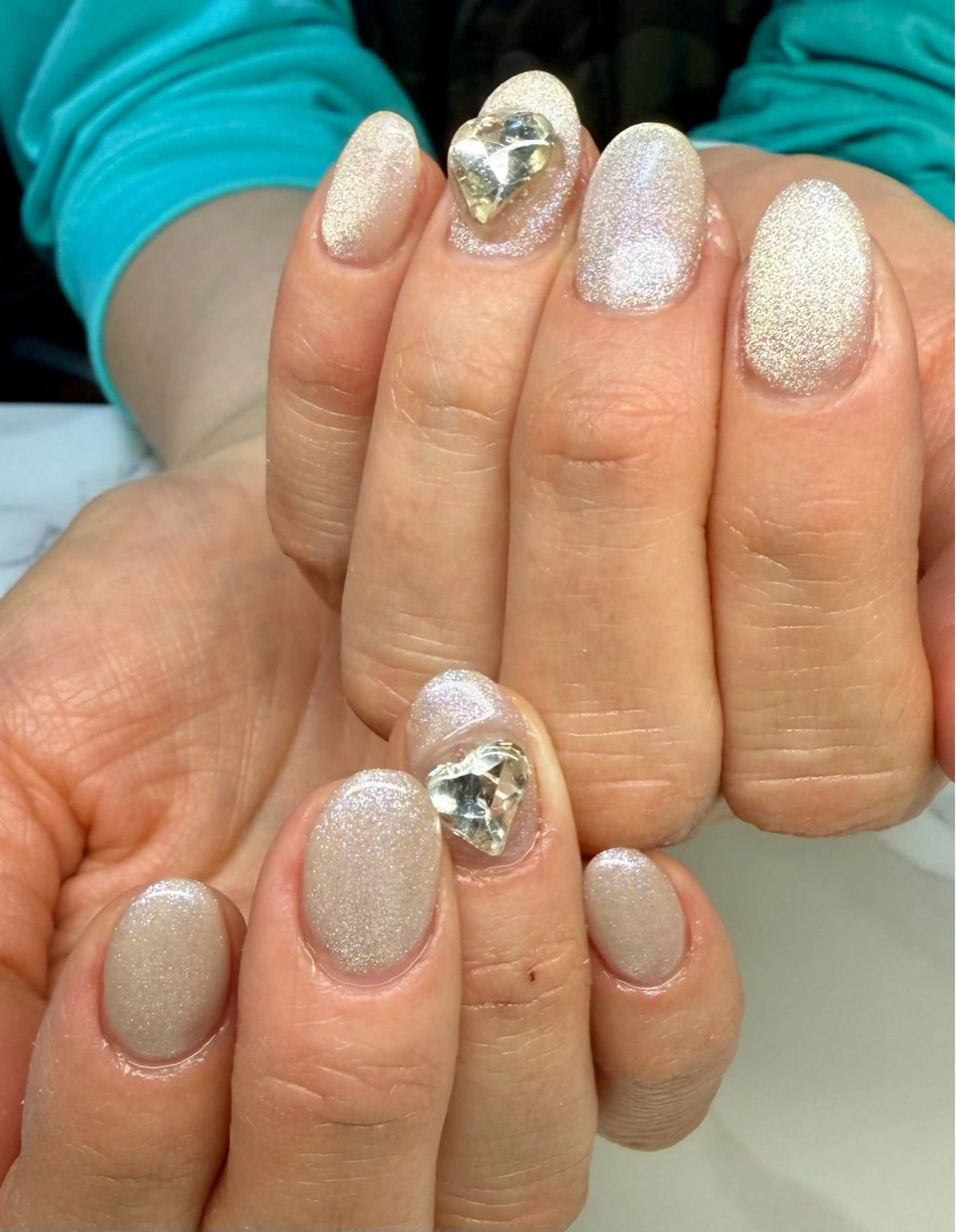 ネイル アートネイル フレンチネイル ハート キラキラネイル ラメ(グリッター) M.N_ nailのネイルデザイン