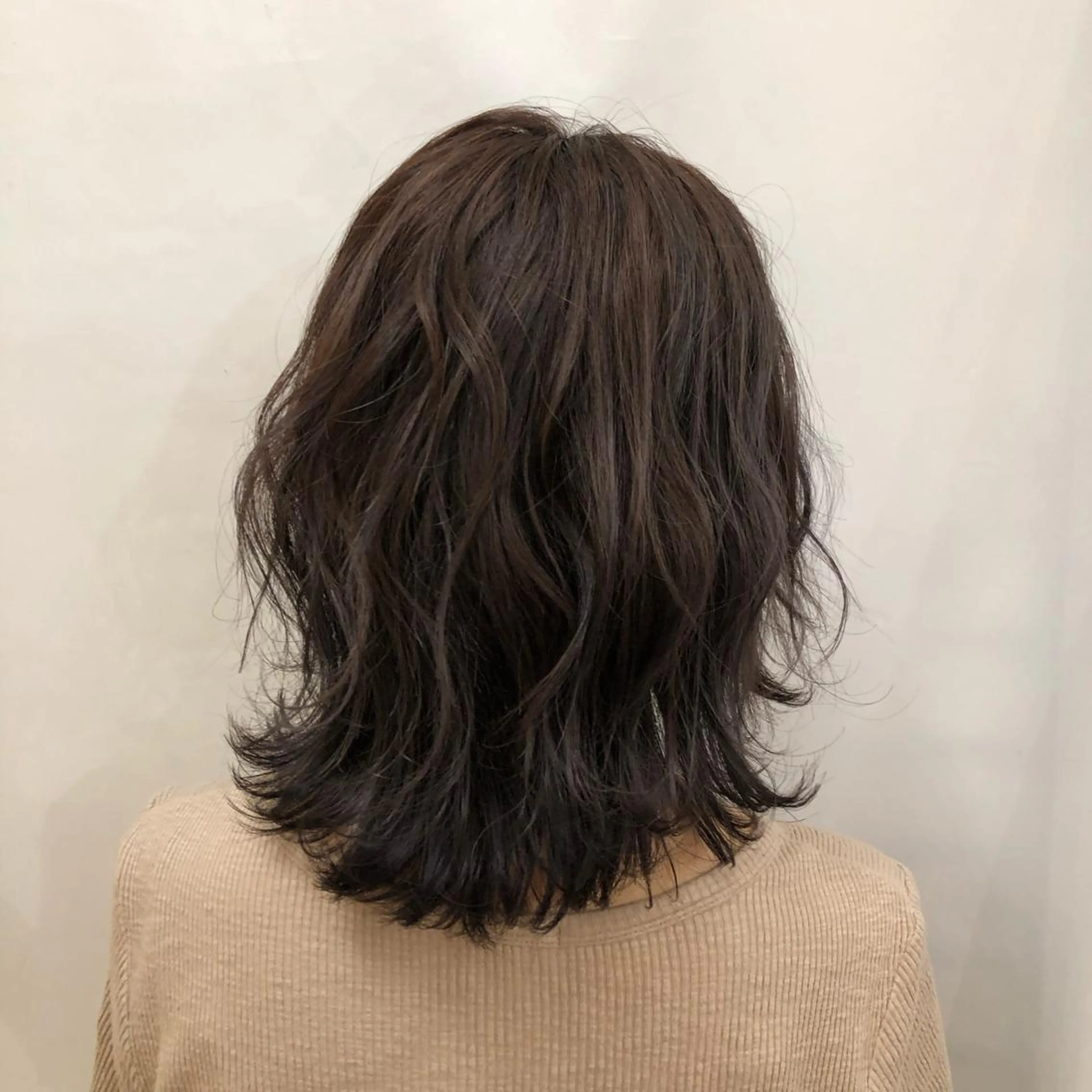 セミロング カラー パーマ ヘアアレンジ 暖色ボブ 🍊rikakoのヘアスタイル