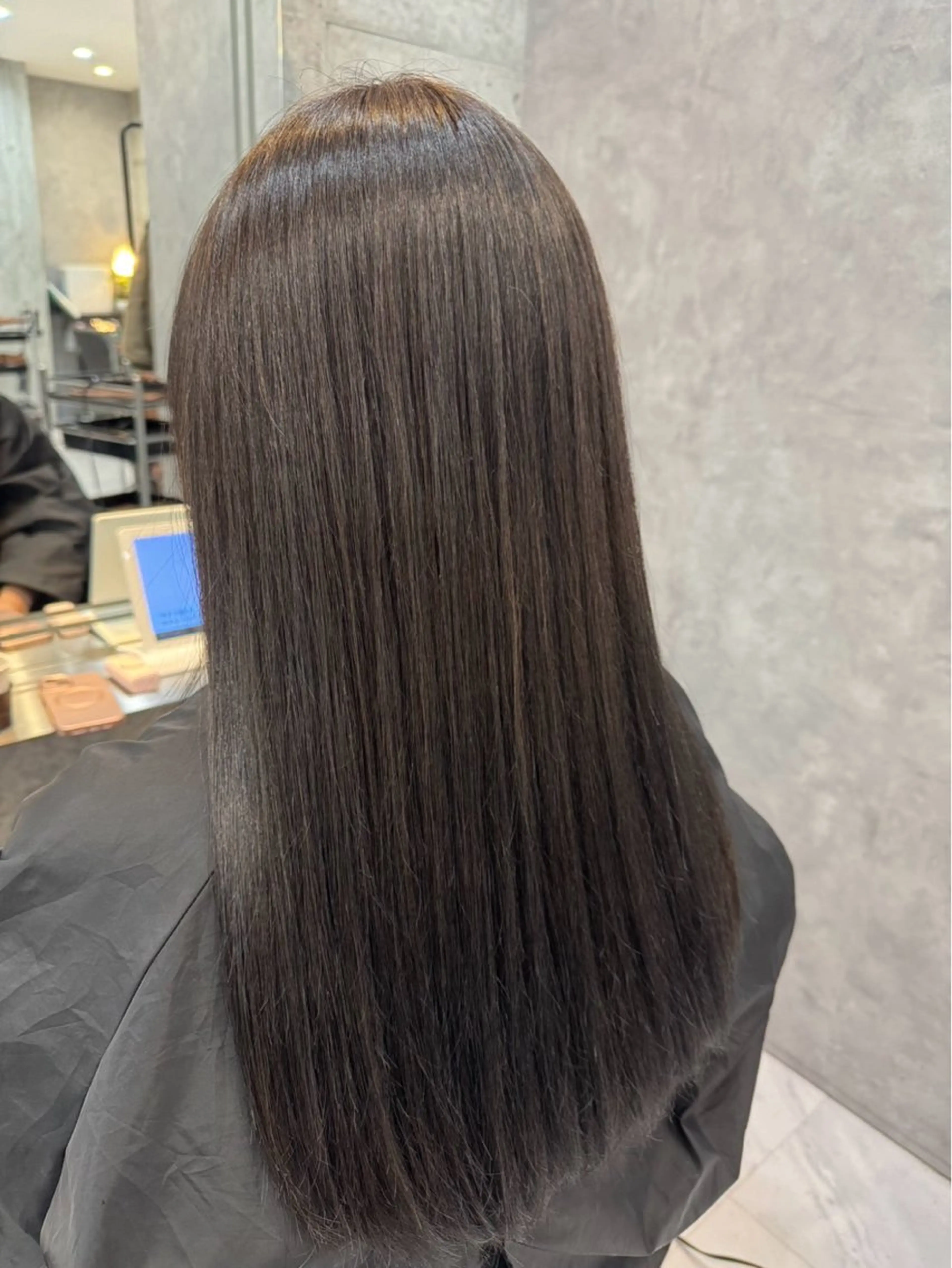 セミロング CS川崎/ カラー特化🫧レンのヘアスタイル