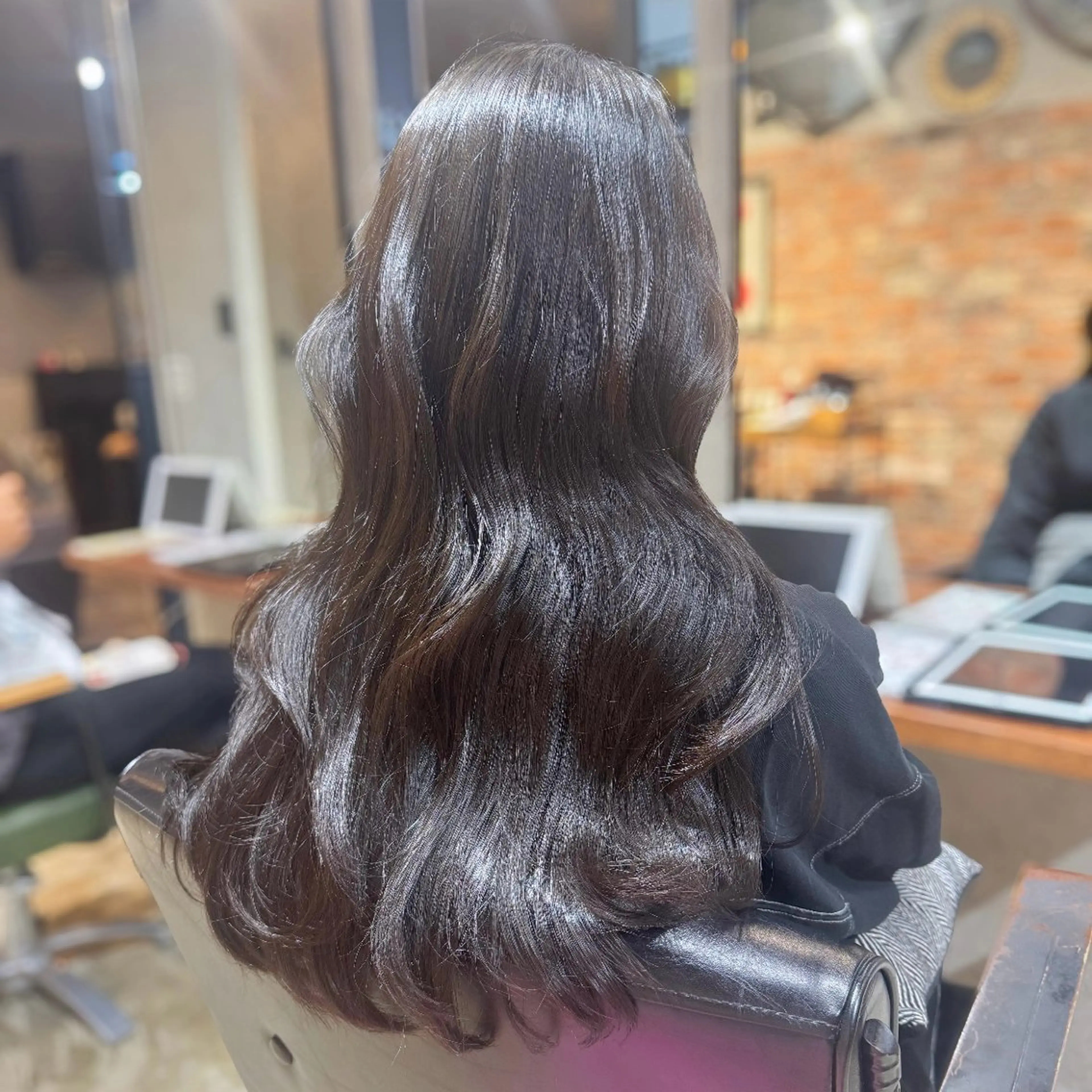 ミディアム 似合わせカット🍀 TAKAHASHIのヘアスタイル