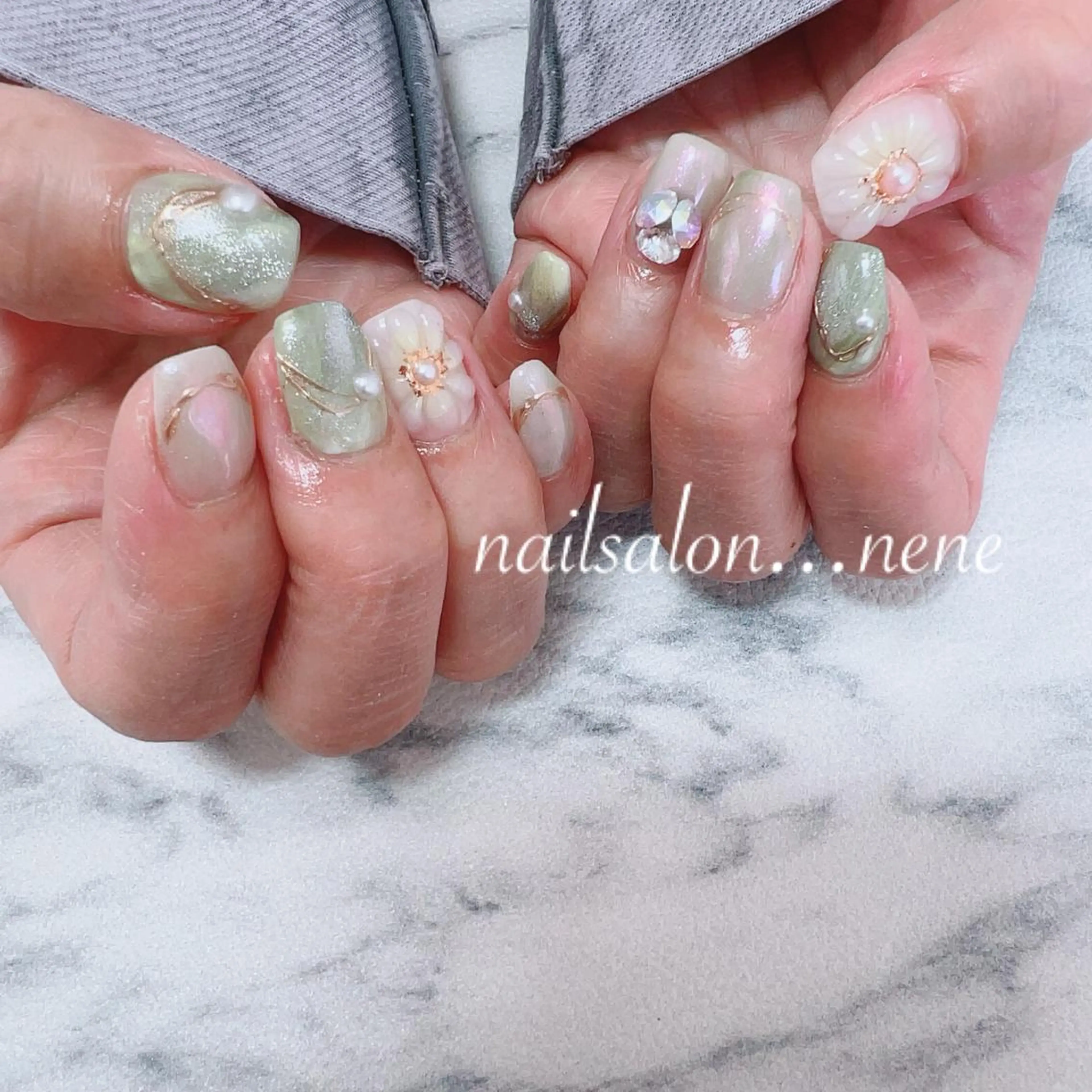 ネイル ニュアンスネイル nailsalon ...neneのネイルデザイン