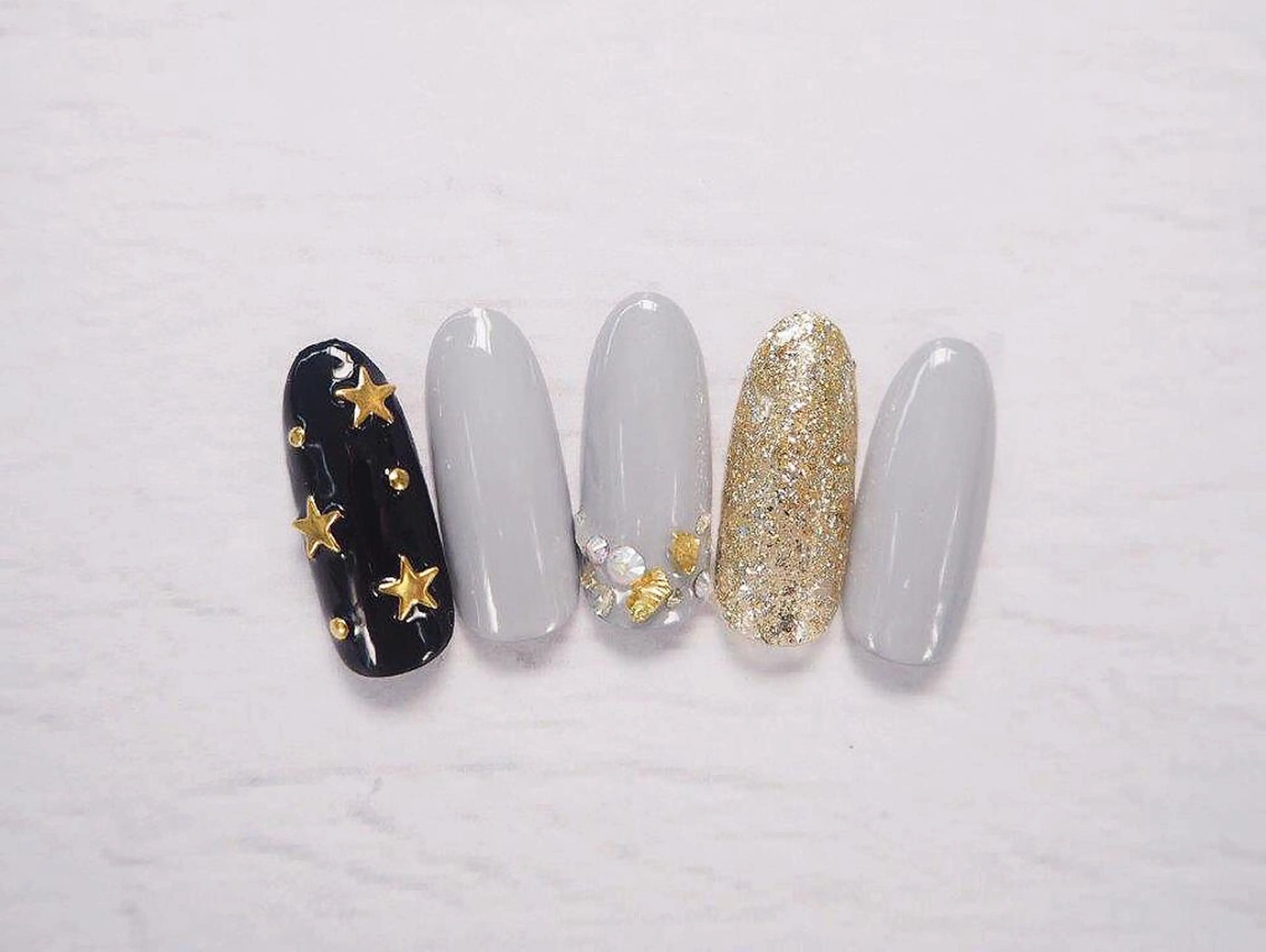 ネイル ハンドネイル フットネイル NailBeauty コルンのネイルデザイン
