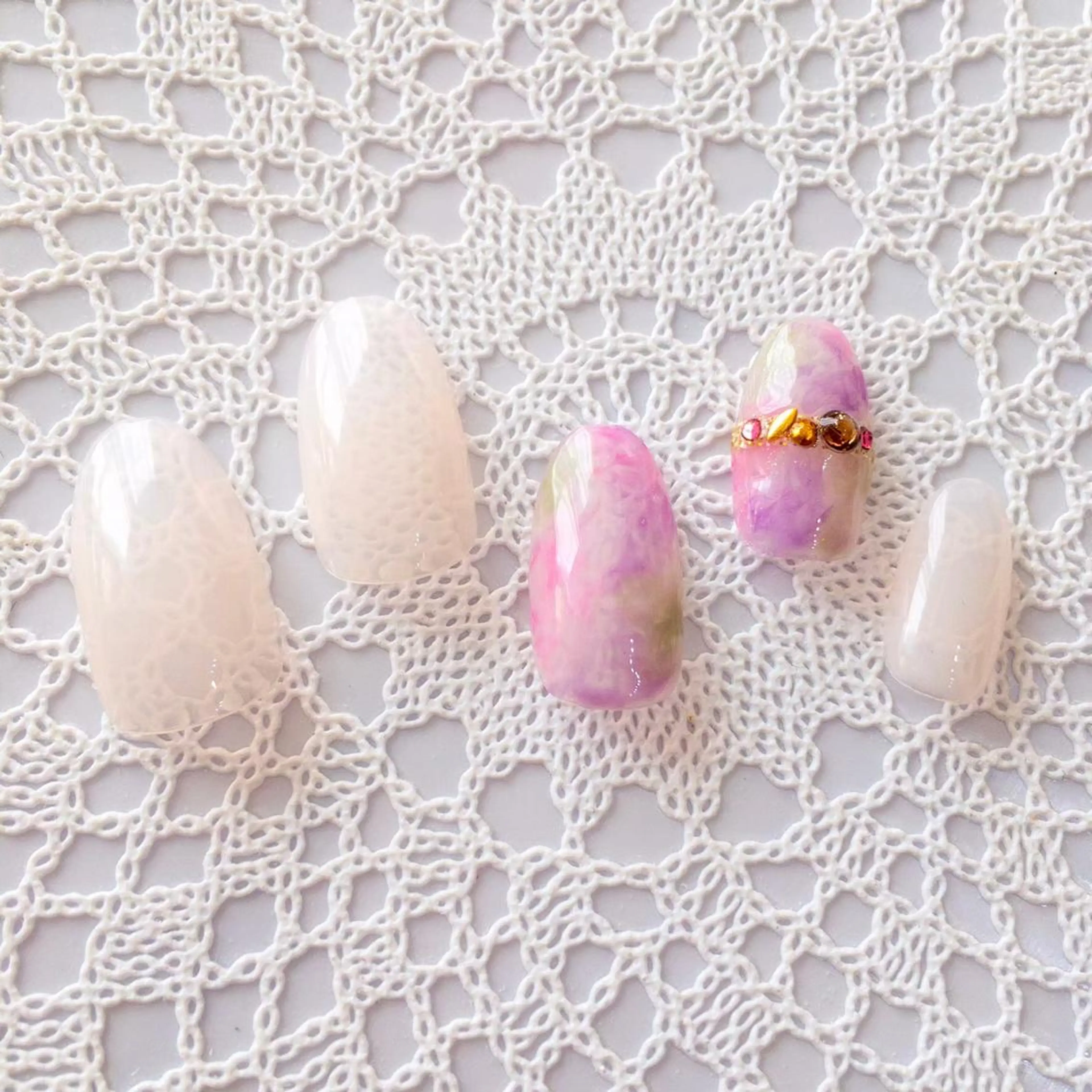 ネイル 💗🪽Tiary Nail🪽💗のネイルデザイン