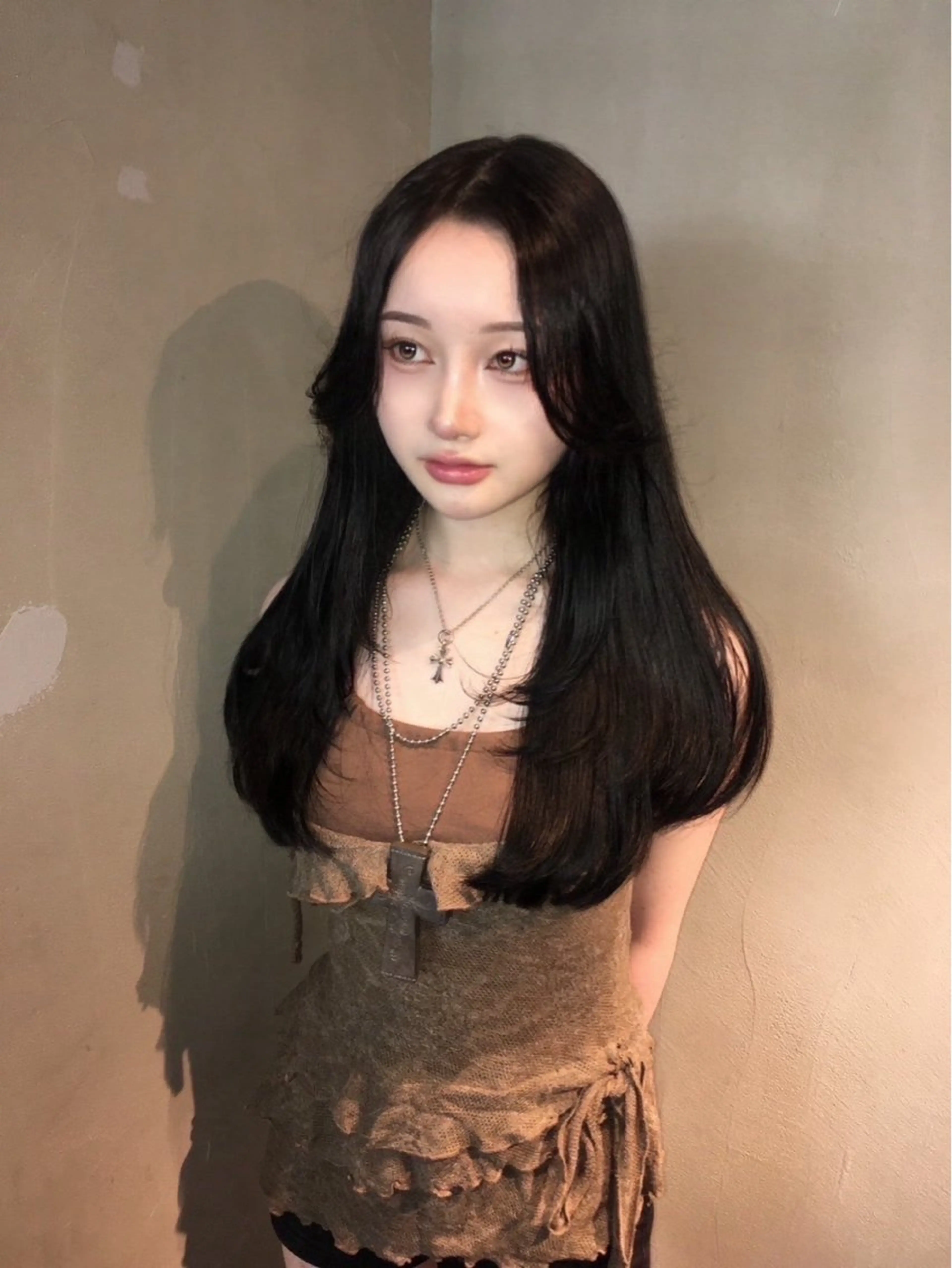 ロング レイヤーカット Momoka🪷 /ハイトーンのヘアスタイル