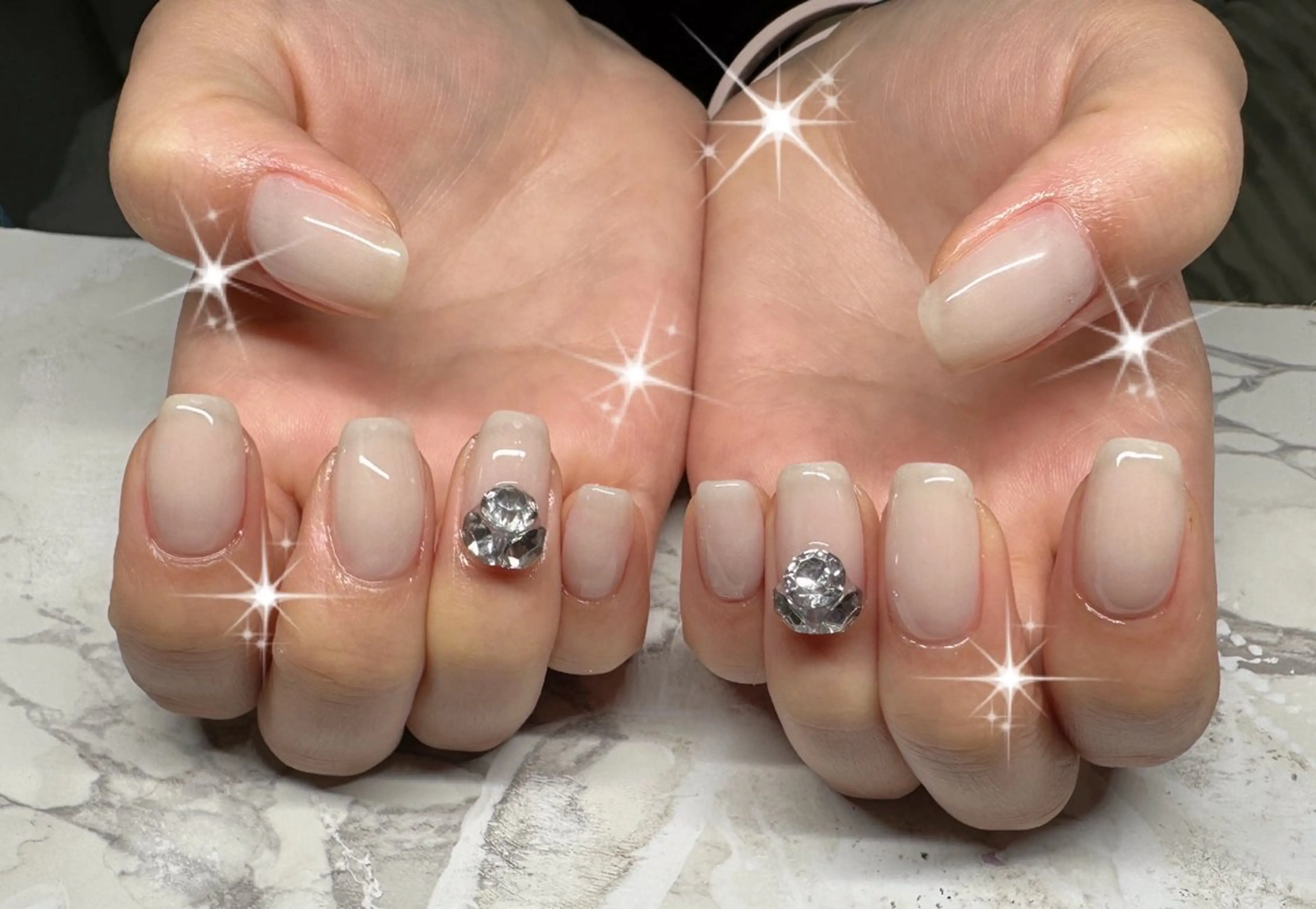 ネイル Nailsalon SKiのネイルデザイン