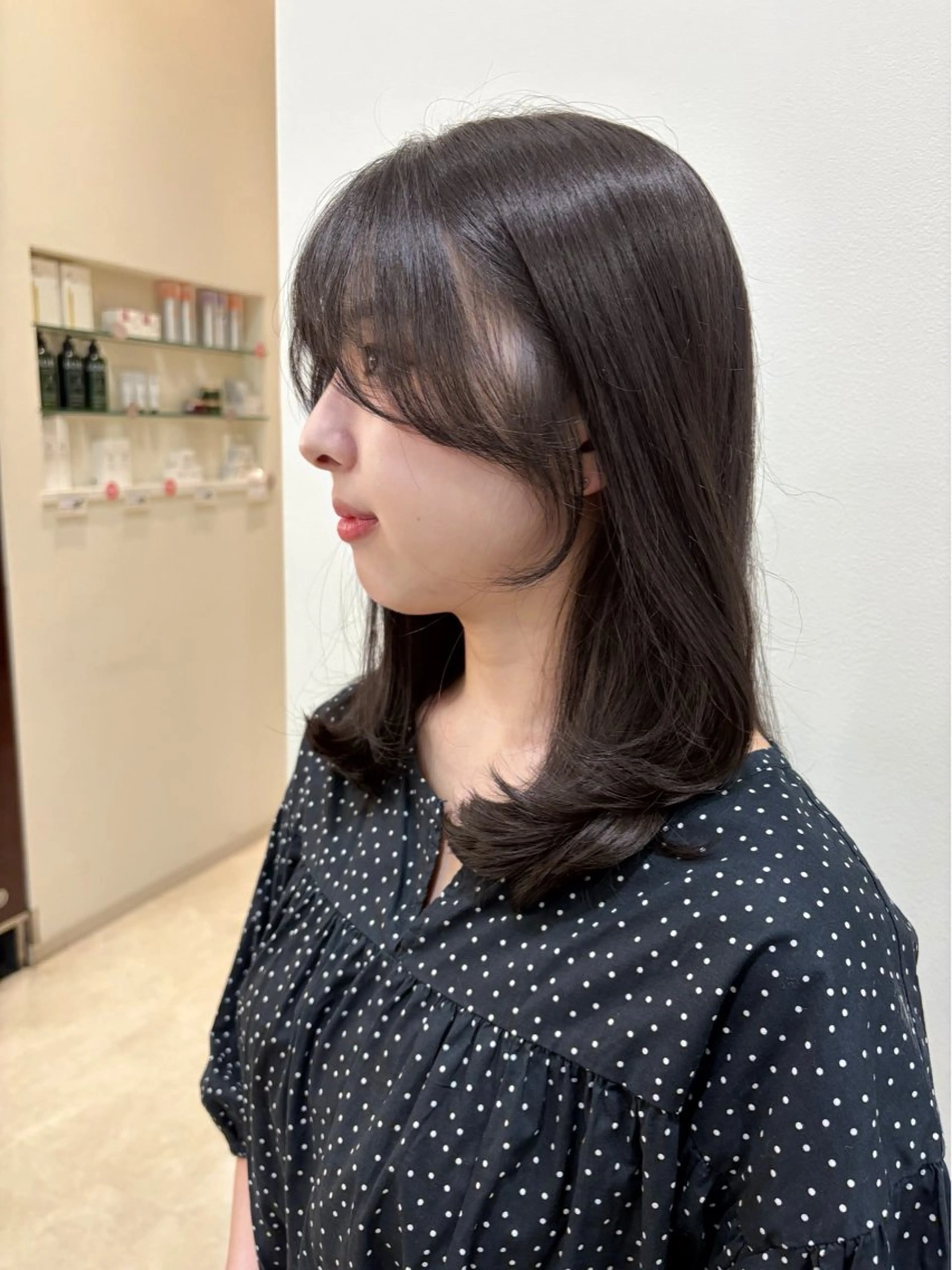 セミロング レナークルグラン 大浪　莉歩のヘアスタイル