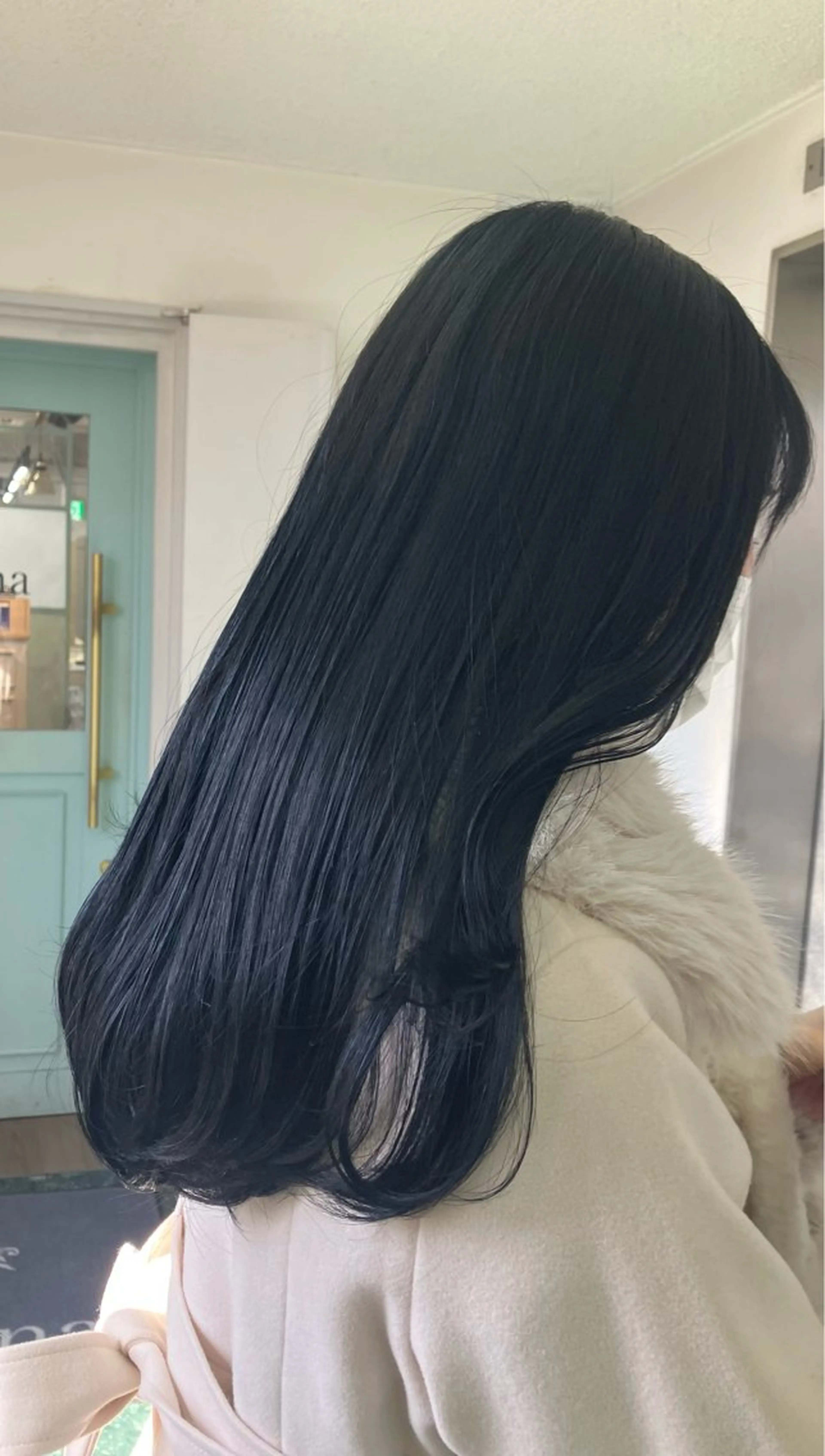 ロング nara misakiのヘアスタイル