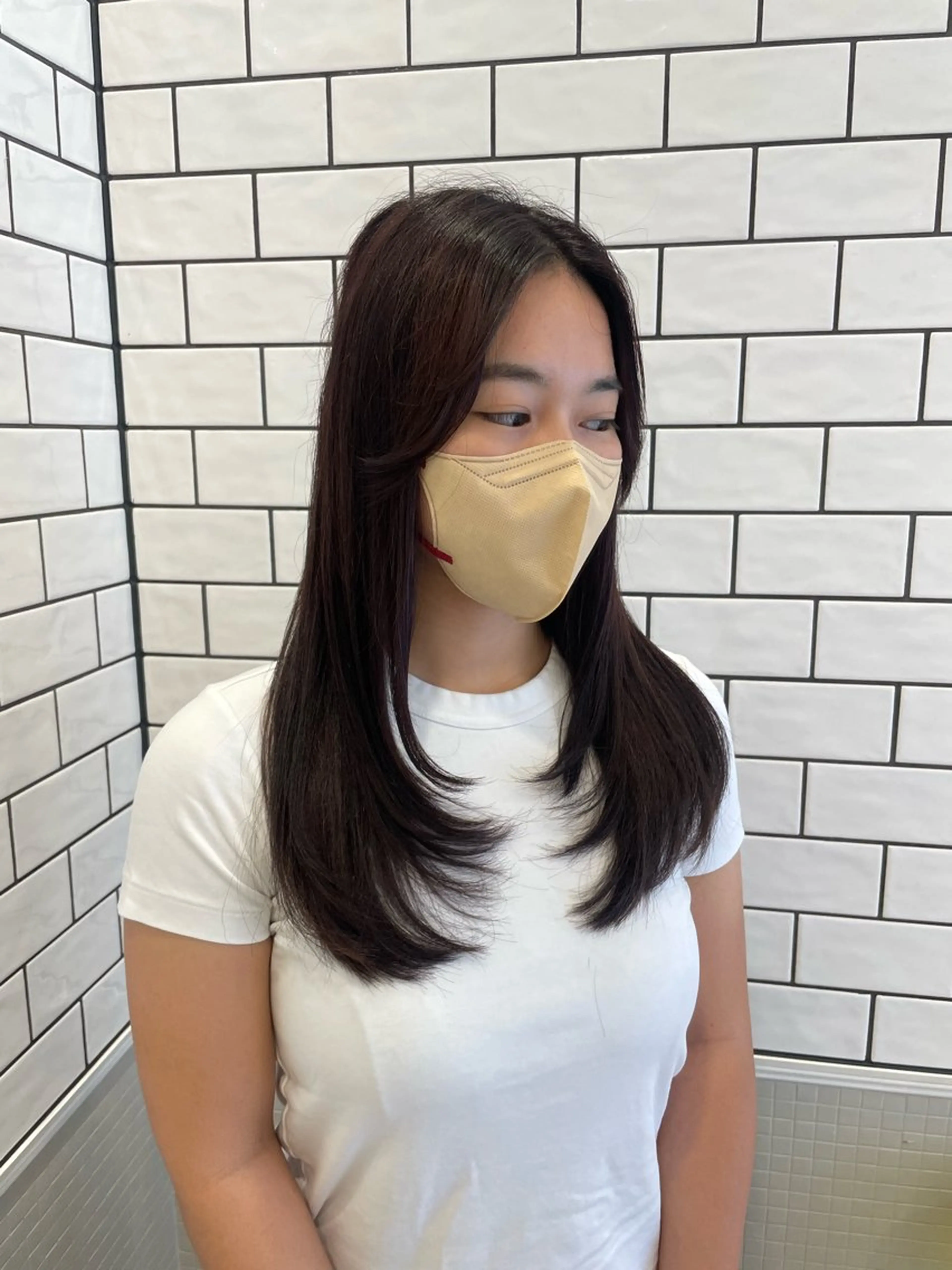 ロング MIFA レイヤー／パーマのヘアスタイル