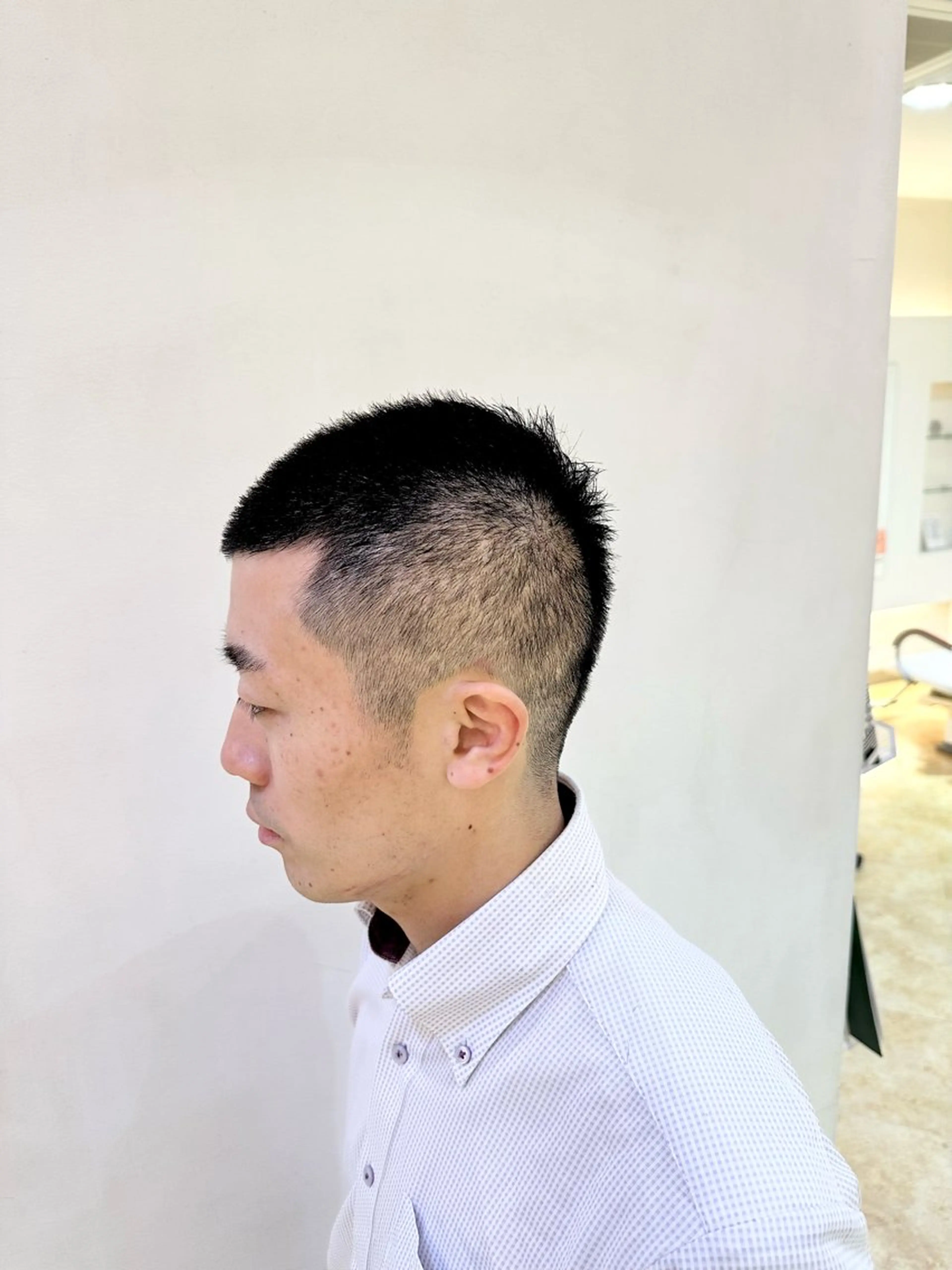 ショート メンズ フェードカット 刈り上げ メンズパーマ/ メンズカット/片山のヘアスタイル