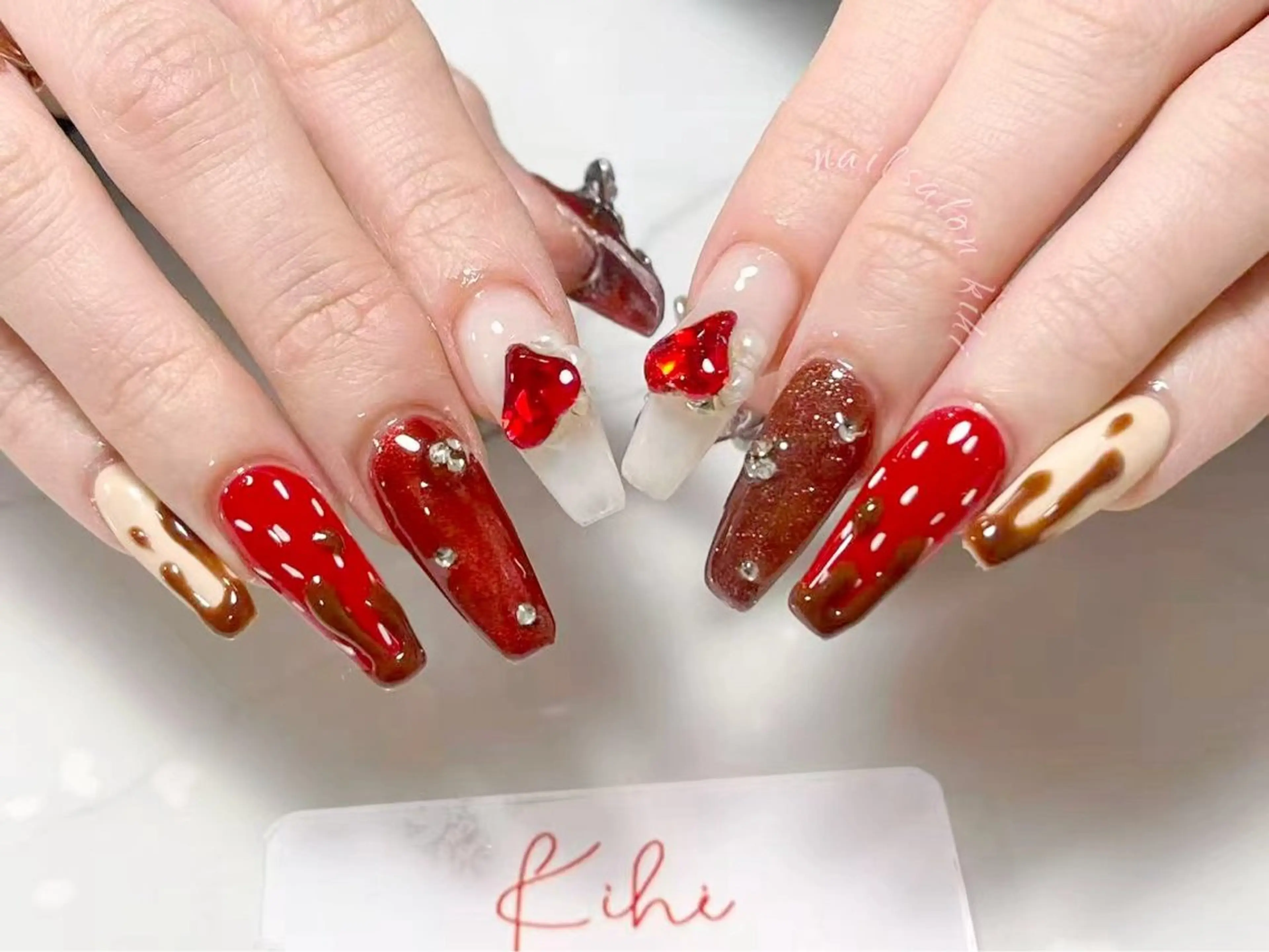 ネイル アートネイル フレンチネイル ジェルネイル グラデーション 韓国ネイル ハンドネイル ハンドケア さくら💮💮 【オフ無料】のネイルデザイン