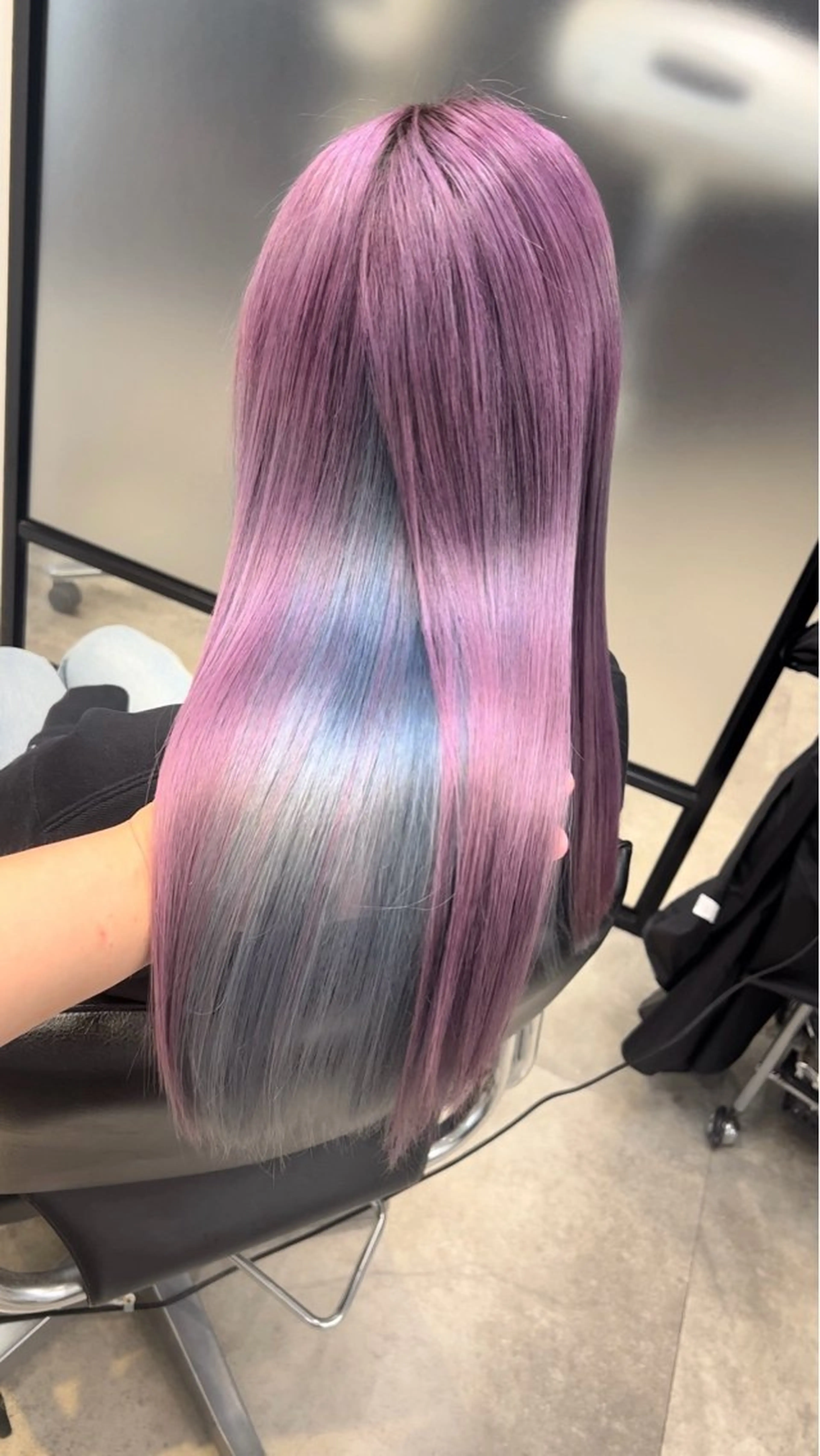 ロング カラー 及川シゲル 髪質改善講師のヘアスタイル